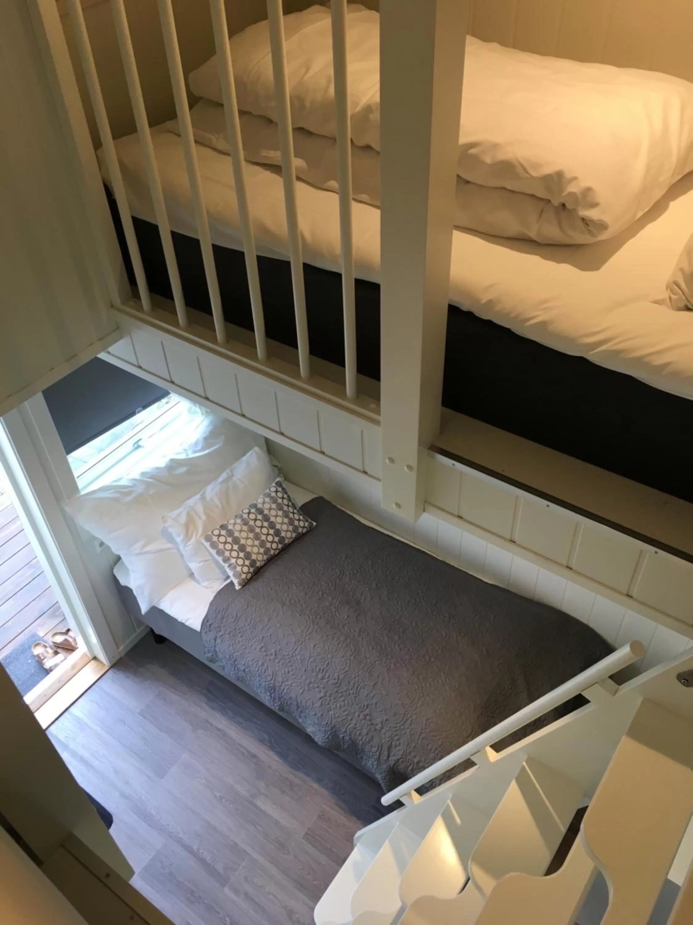 Bed in Krøgeneslåven Microtel