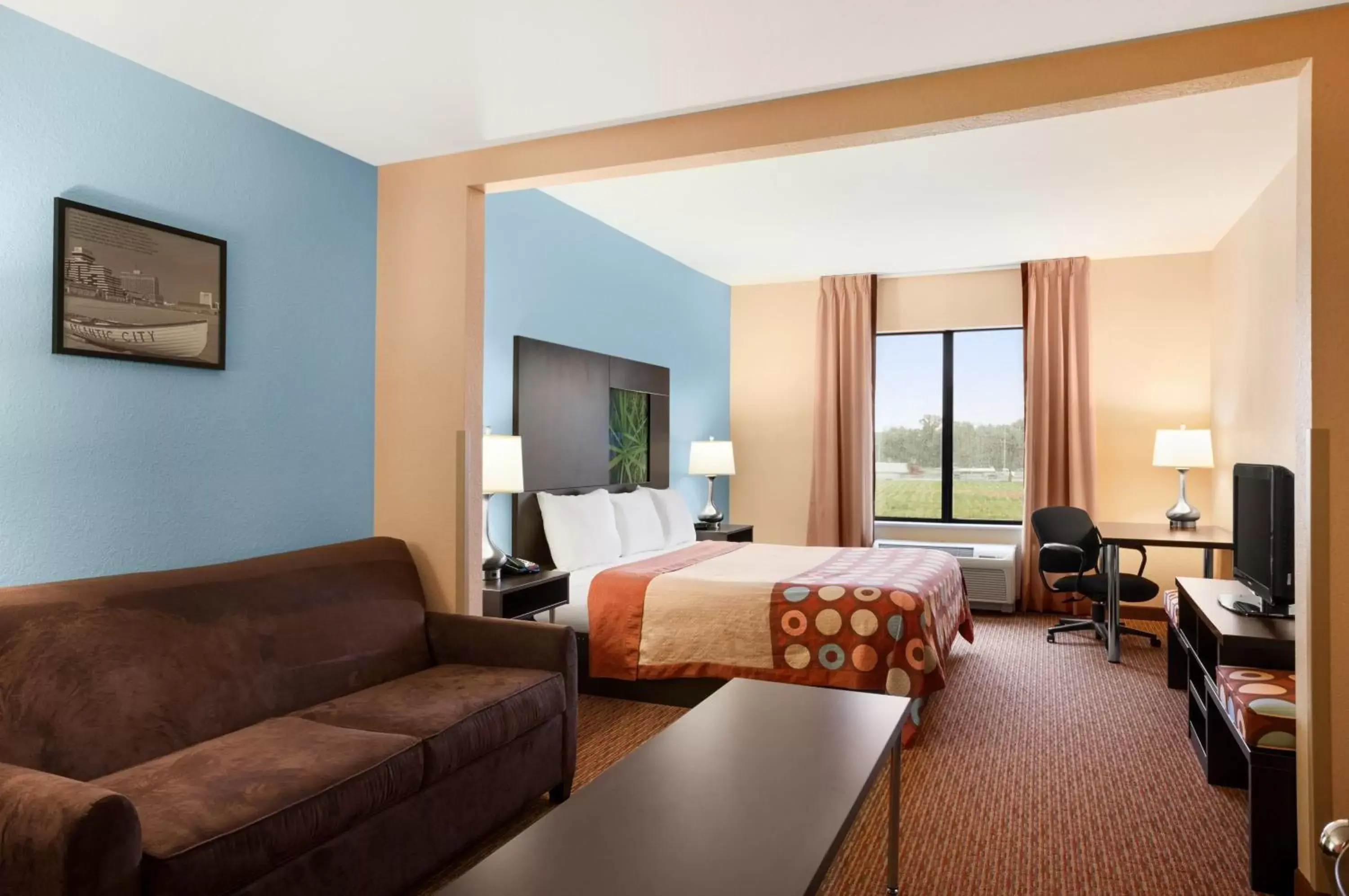 King Suite in Super 8 by Wyndham Pennsville/Wilmington King Suite in Super 8 by Wyndham Pennsville/Wilmington