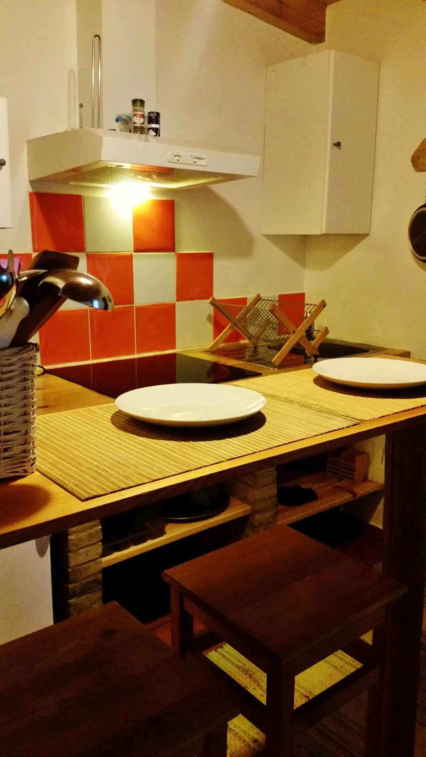 Kitchen or kitchenette, Bathroom in PuraVida Divehouse