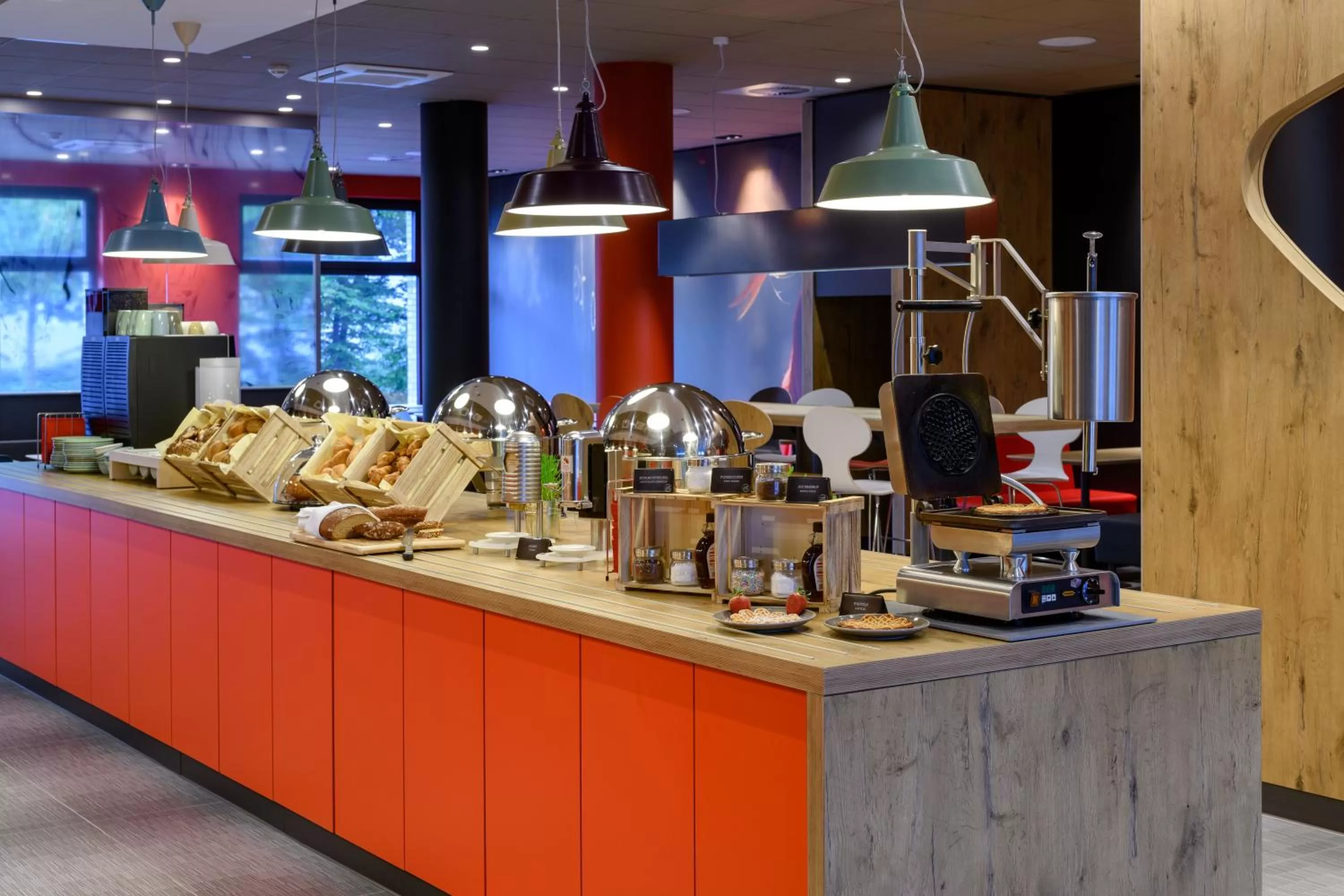 Restaurant/places to eat in ibis Regensburg Zentrum