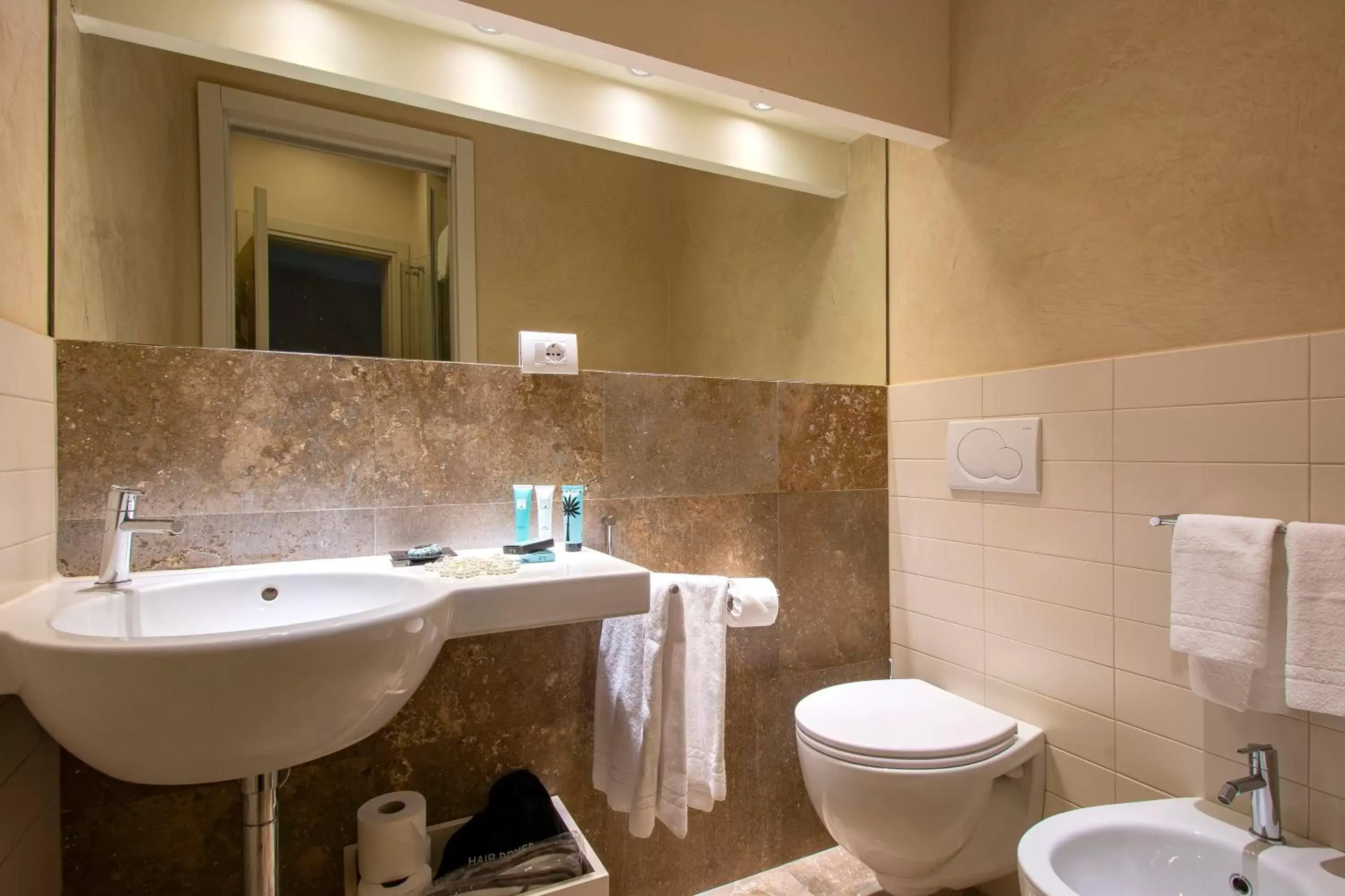 Bathroom in Relais Piazza Signoria