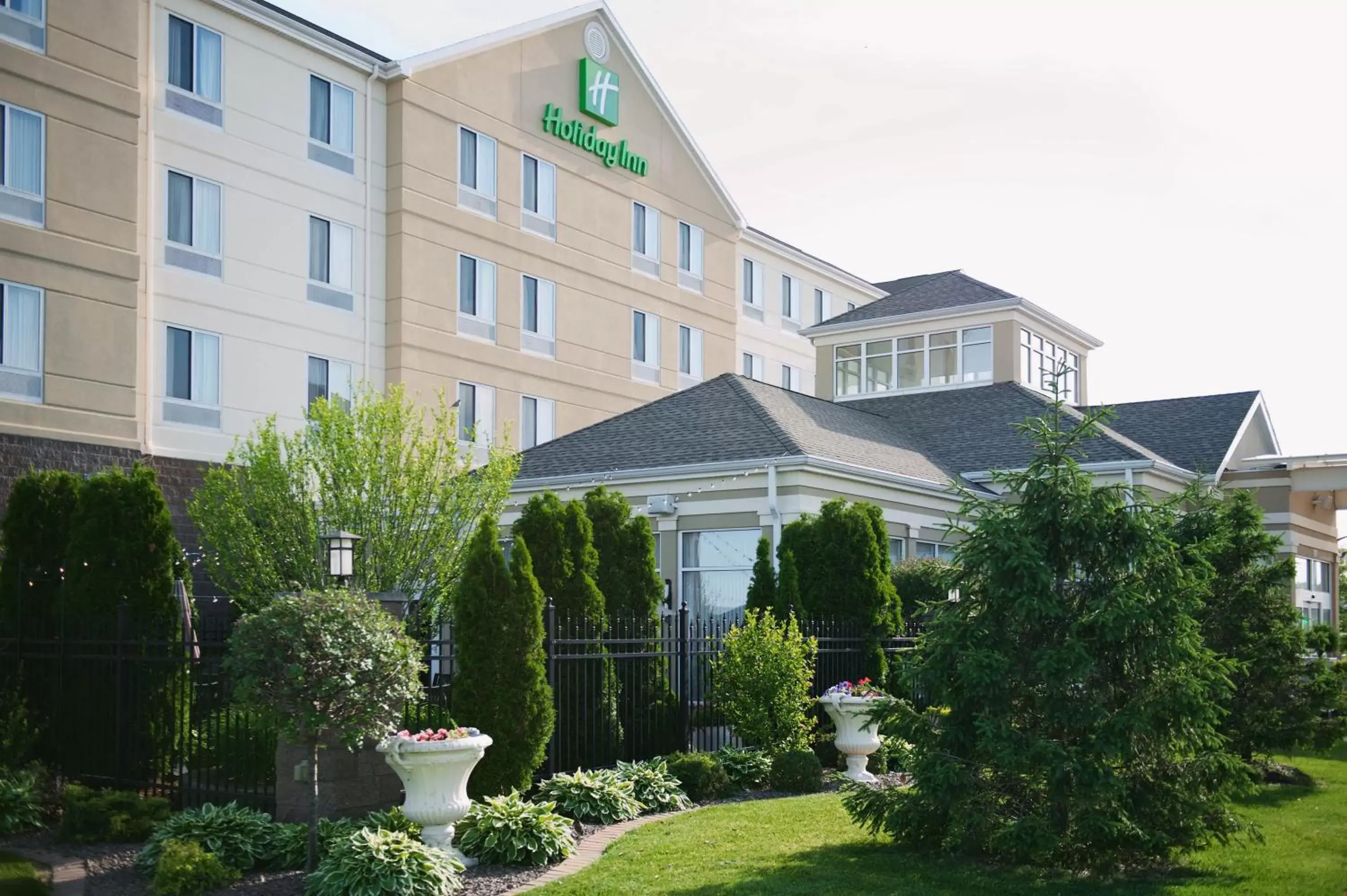 Property building in Holiday Inn Effingham by IHG Property building in Holiday Inn Effingham by IHG