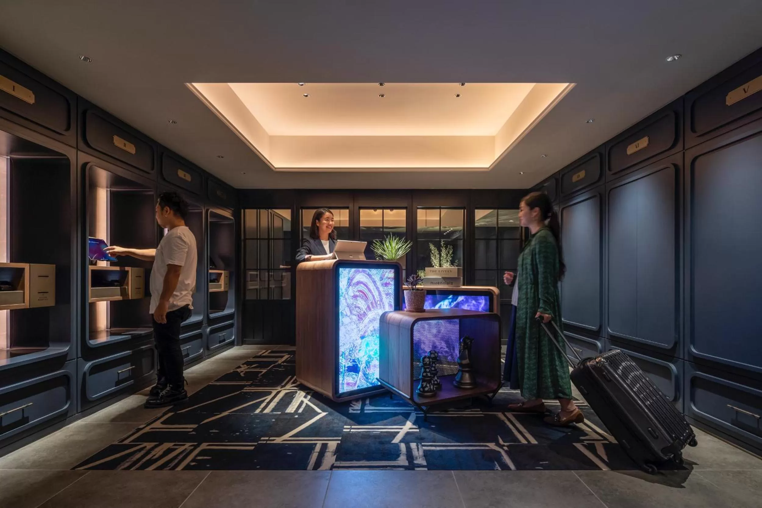 Staff in The LIVELY FUKUOKA HAKATA