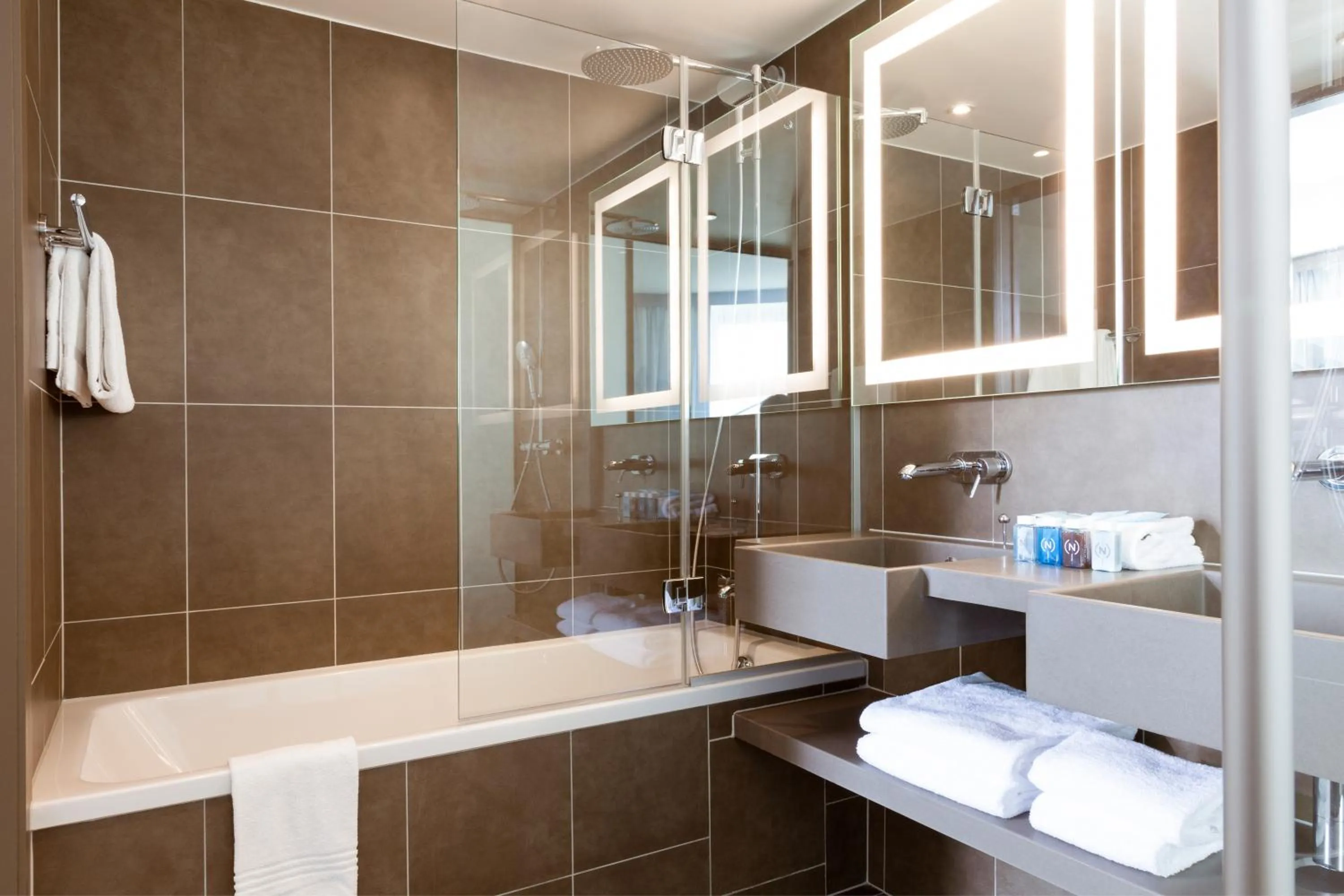 Bathroom in Novotel Paris Saint Denis Stade Basilique