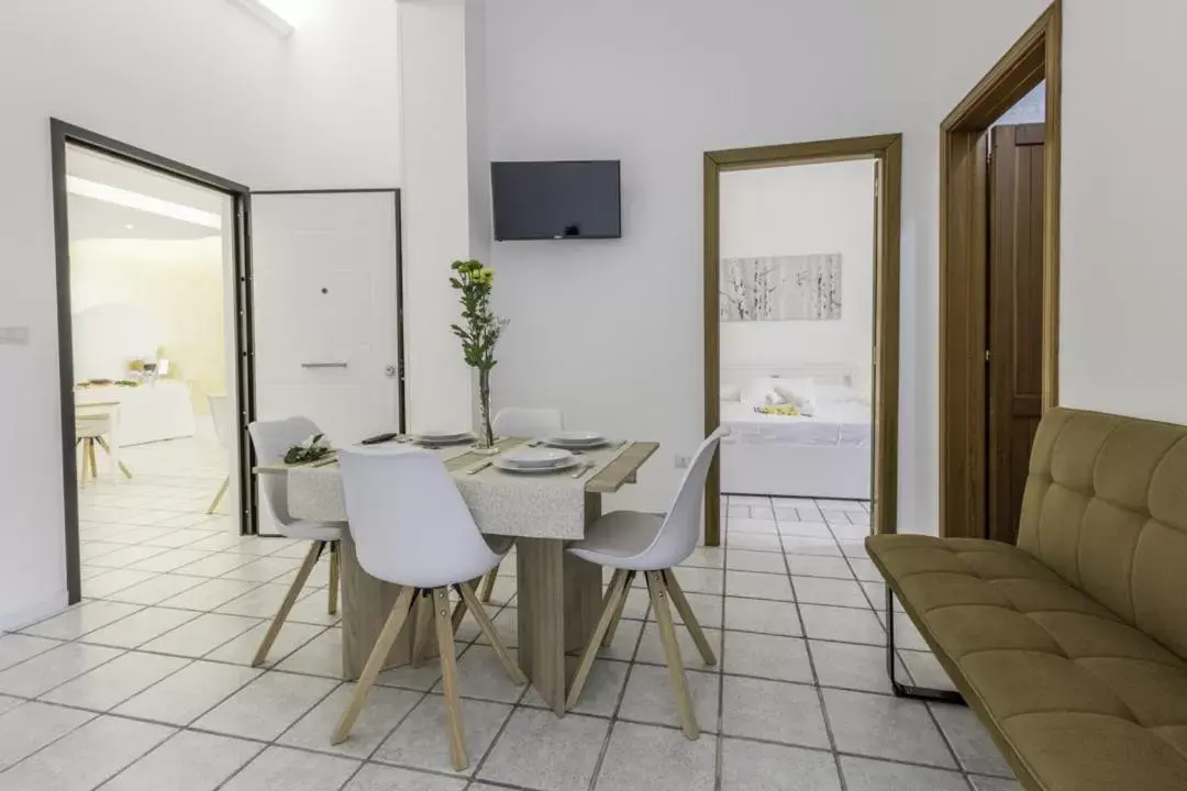Dining Area in La Gemma del Salento Rooms&Apartments