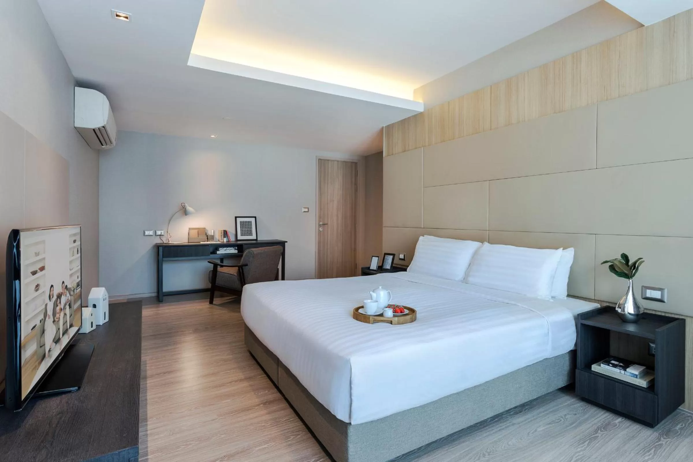 Bed in Somerset Ekamai Bangkok