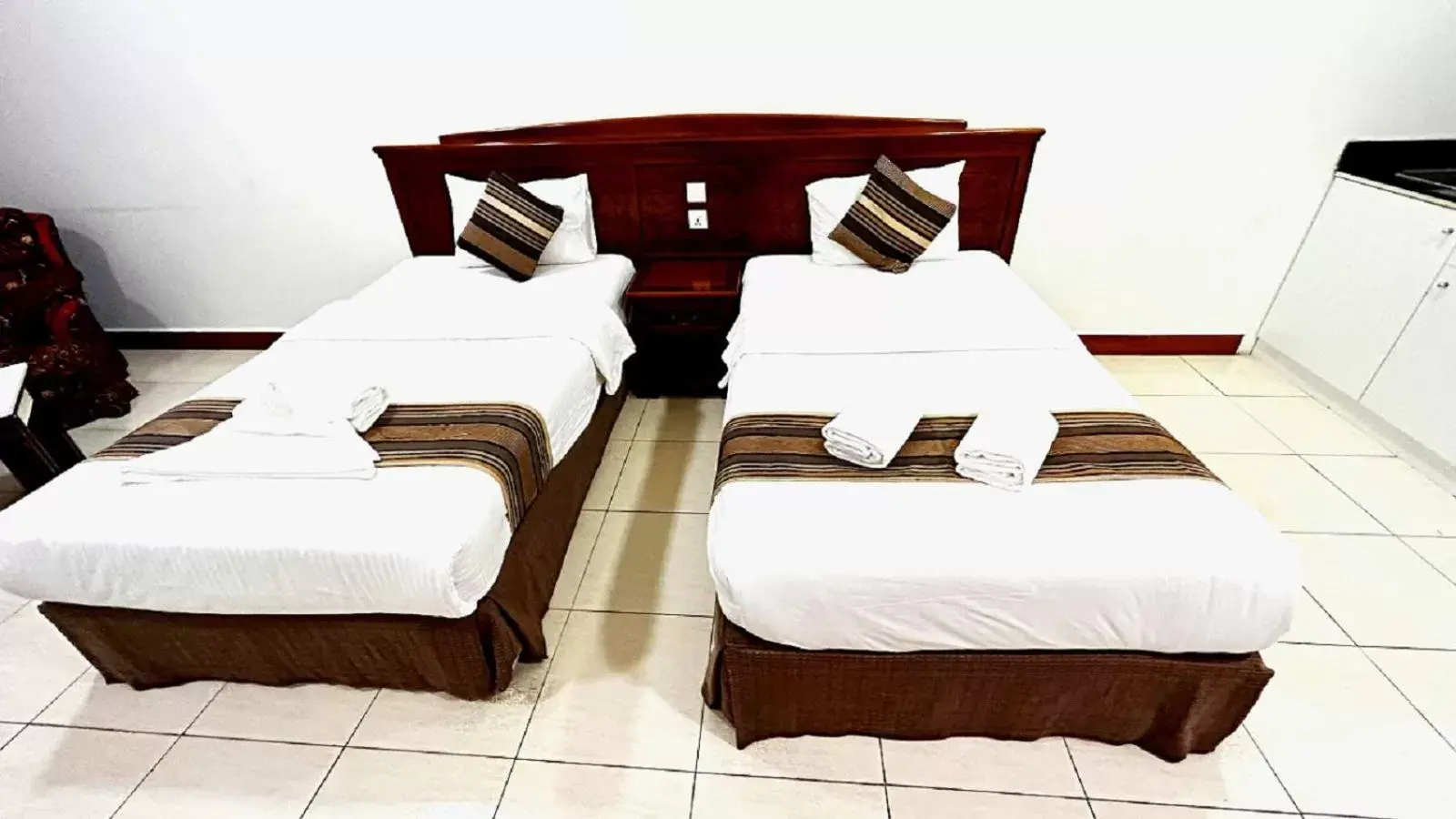 Lobby or reception, Bed in Moon Valley Hotel Apartment - Bur Dubai, Burjuman
