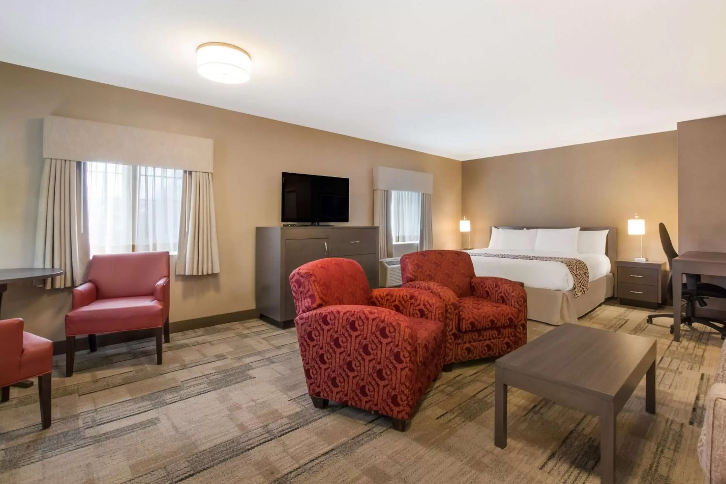 Bedroom in Best Western Colonel Butler Inn