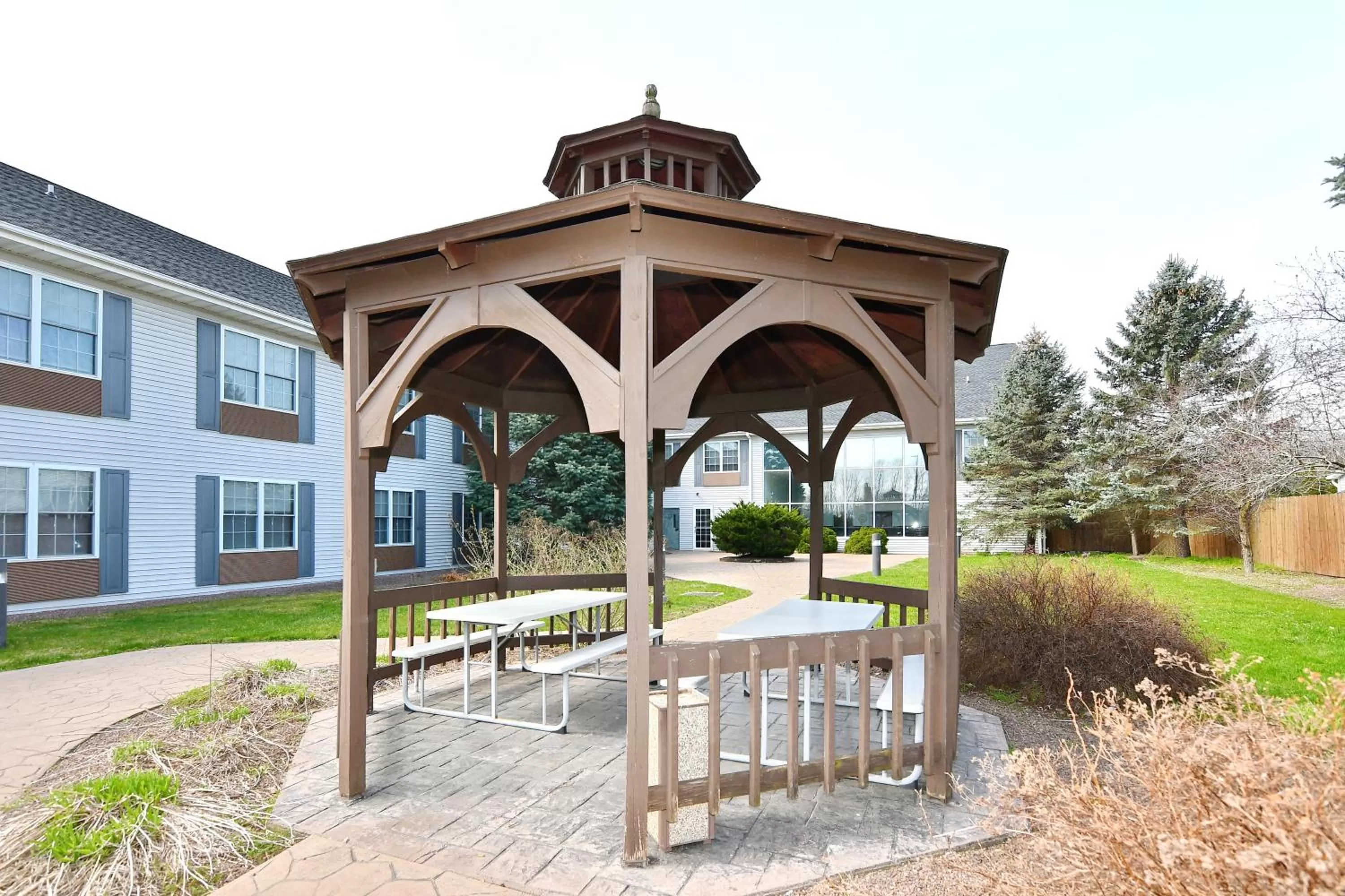 Property Building in Country Inn & Suites by Radisson, Mount Morris, NY