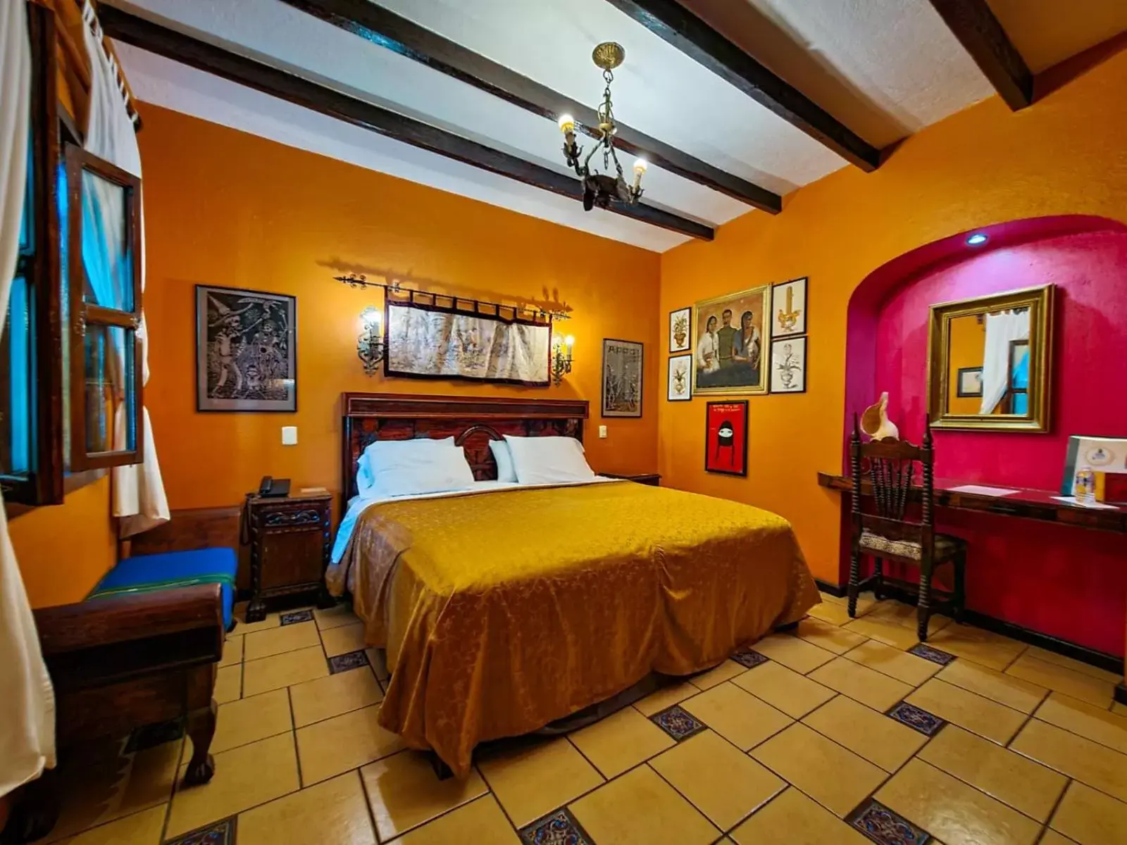 Bed in Hotel Boutique Casona Maya Mexicana