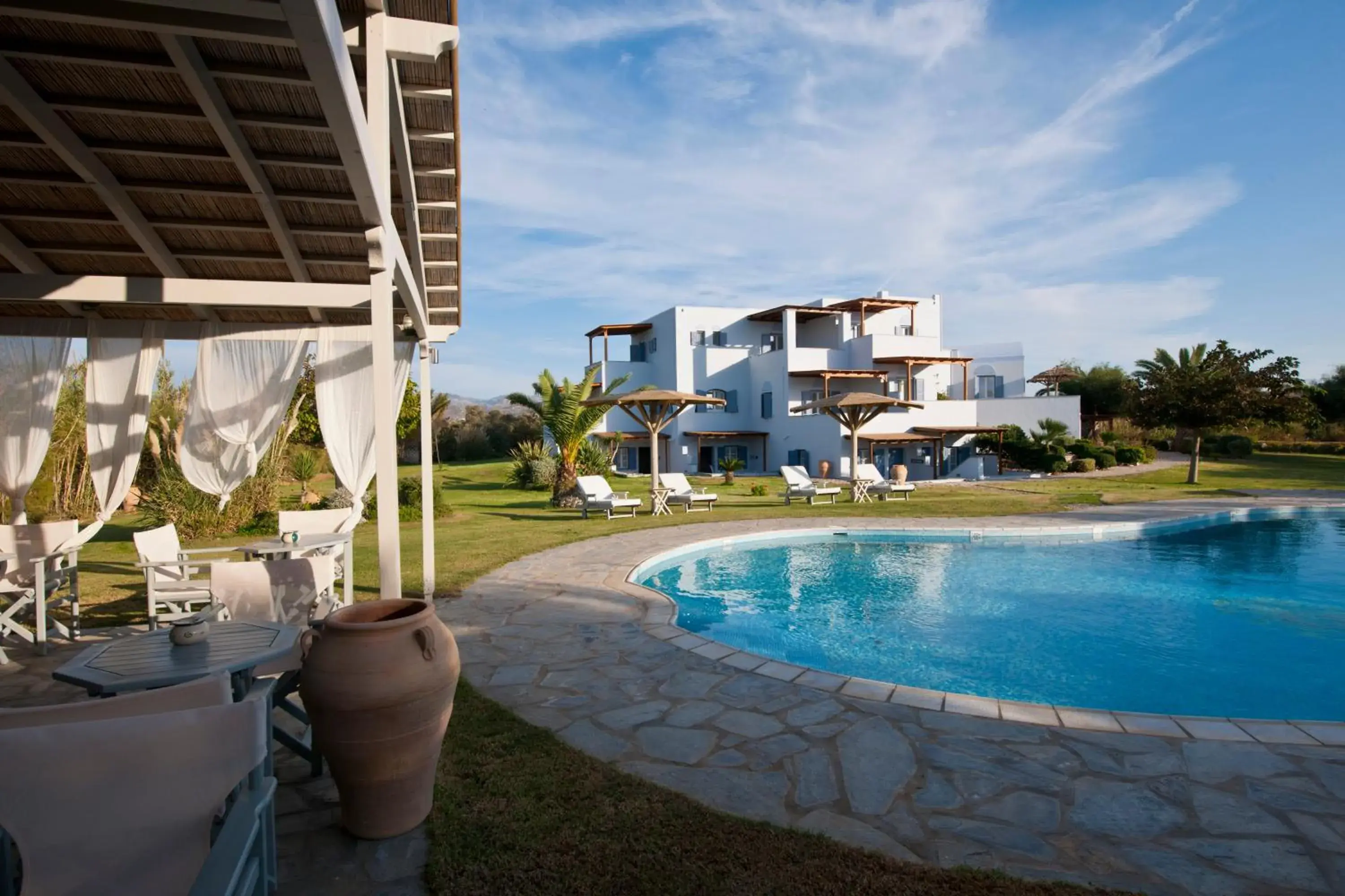 Lounge or bar, Swimming Pool in Ammos Naxos Exclusive Apartment