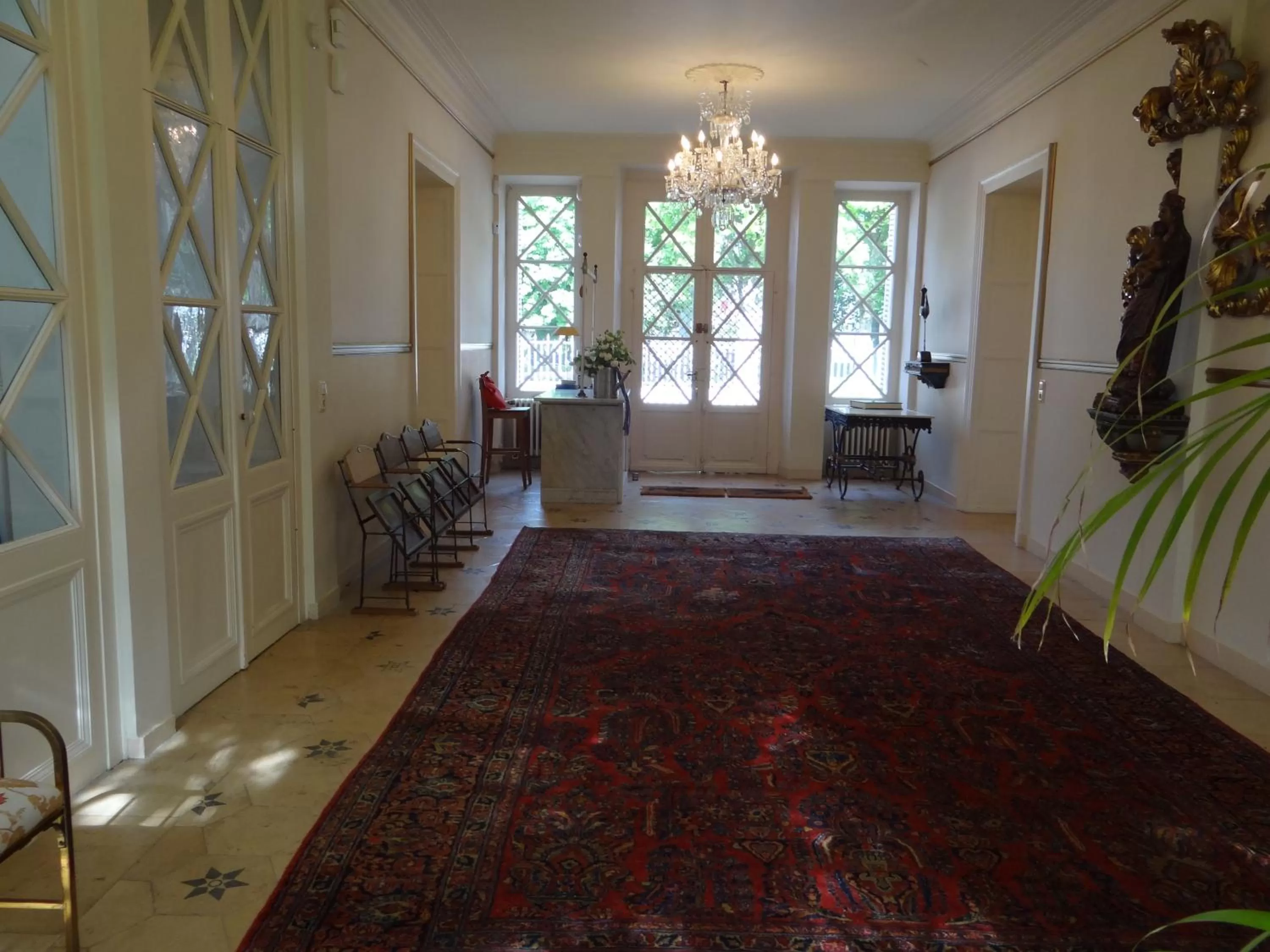 Lobby or reception in Château Mesny