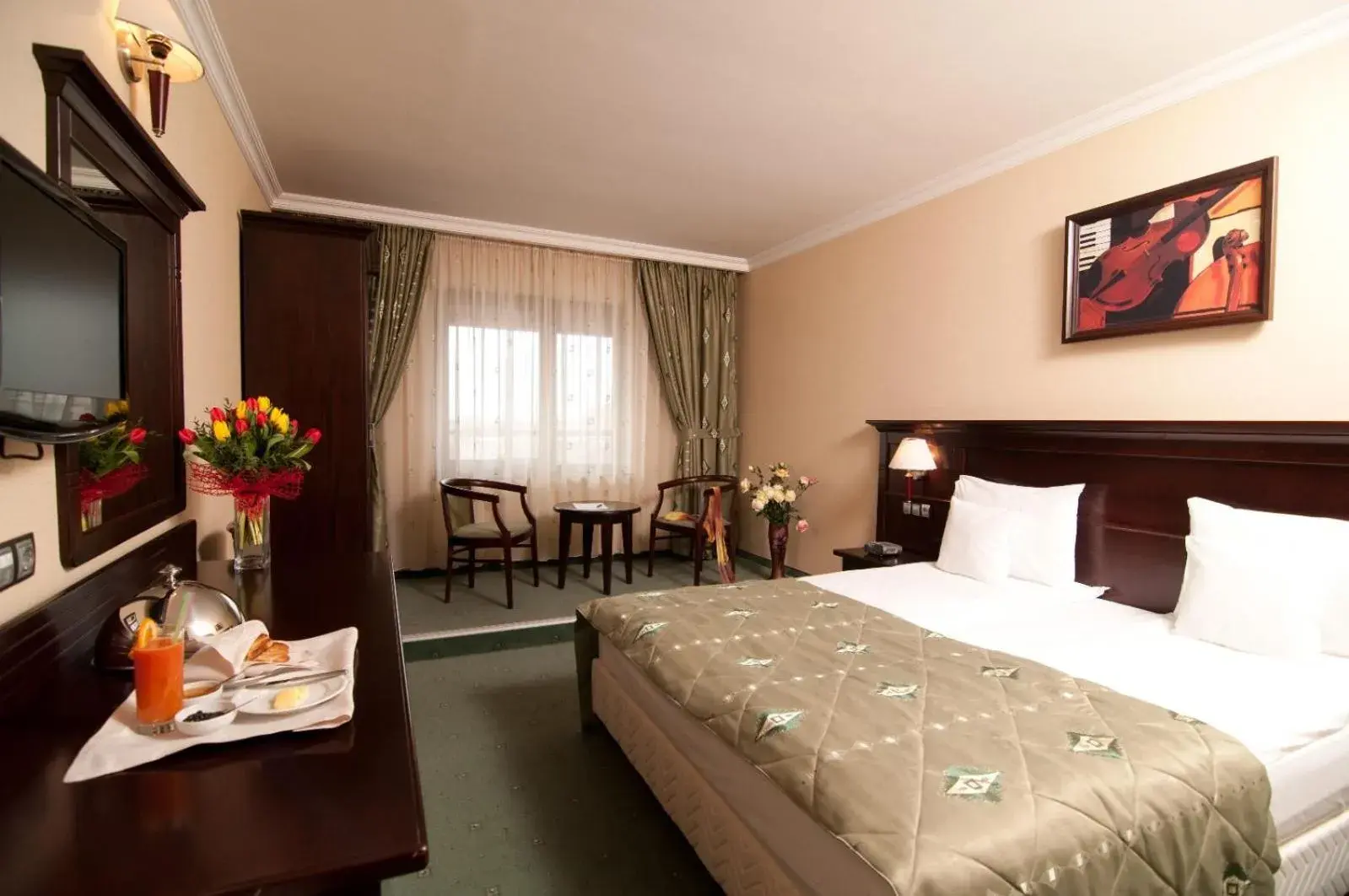 Bedroom, Bed in Hotel Rapsodia City Center