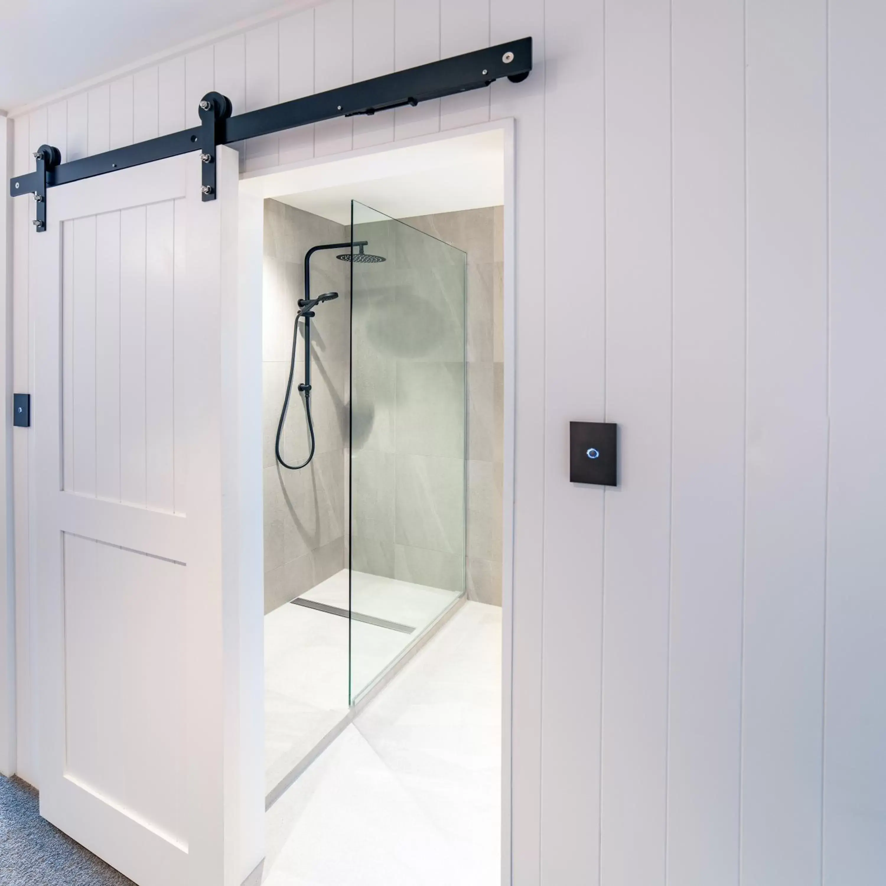 Shower, Bathroom in Kamana Lakehouse