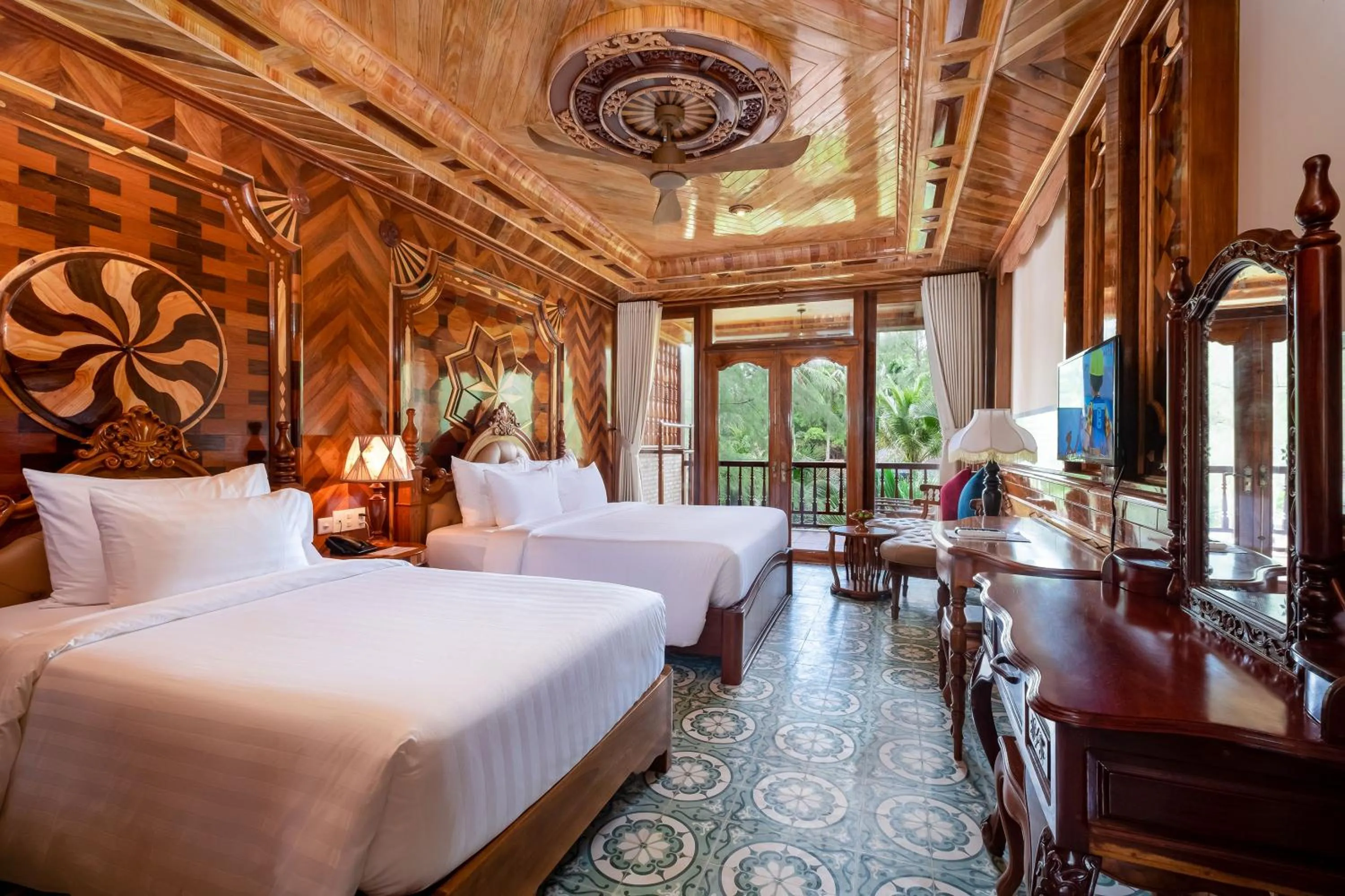 Photo of the whole room, Bed in Coco Palm Beach Resort