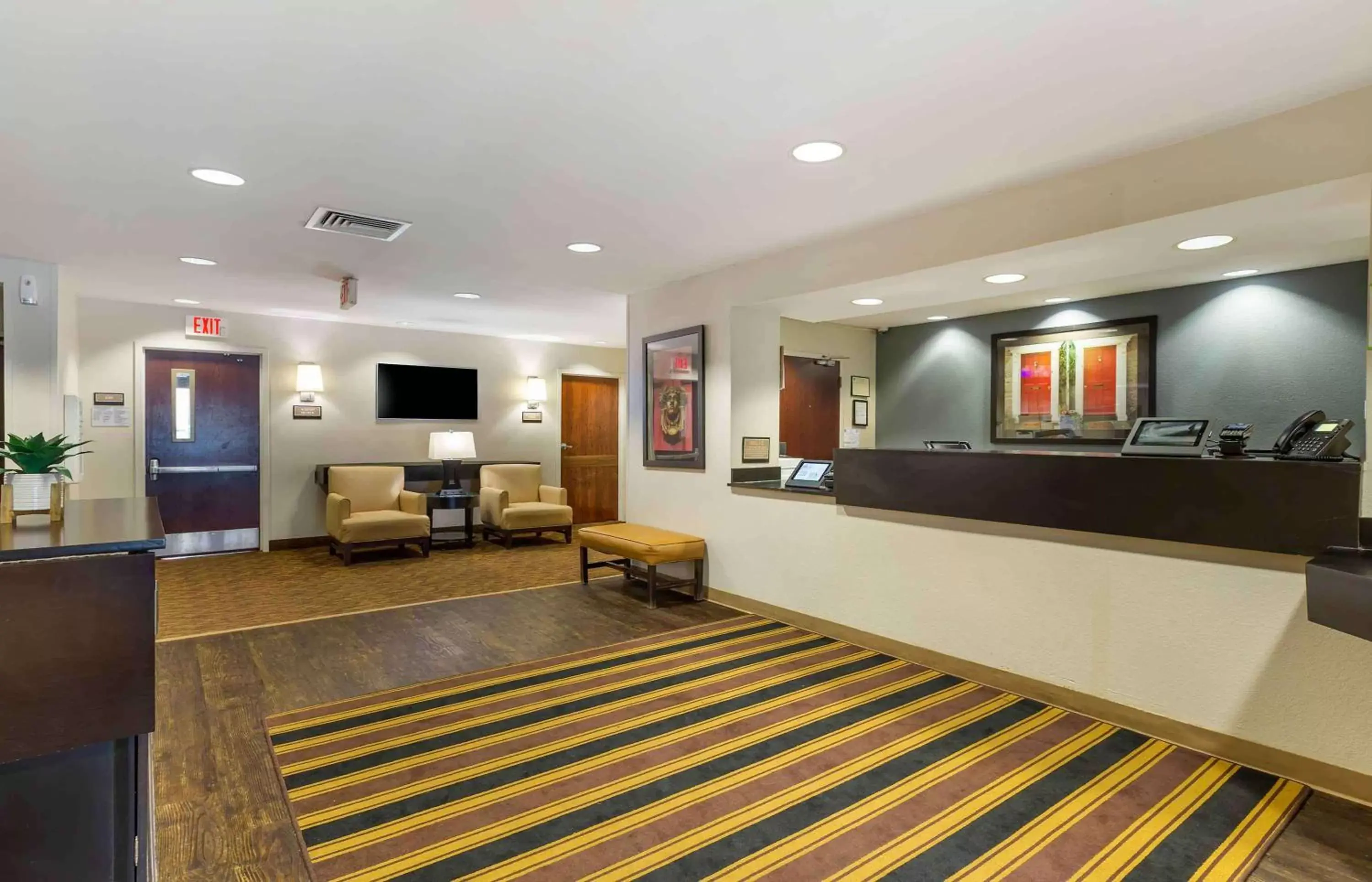 Lobby or reception, Lobby/Reception in Extended Stay America Suites - Boston - Tewksbury