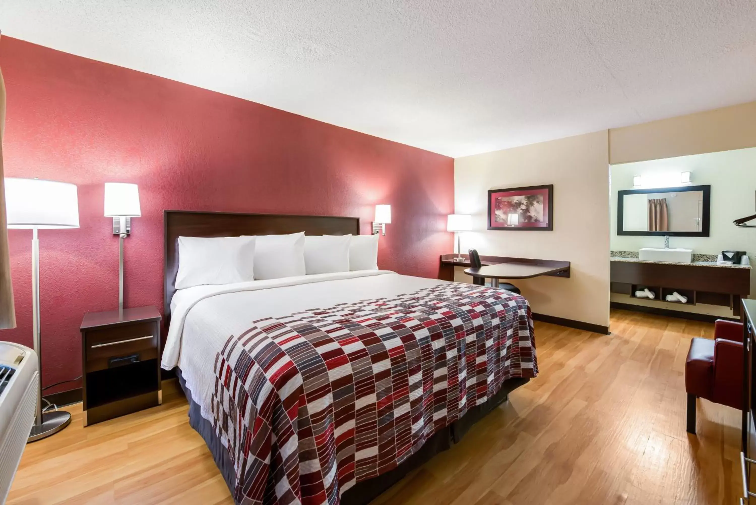 Photo of the whole room, Bed in Red Roof Inn Marion, IN Photo of the whole room, Bed in Red Roof Inn Marion, IN