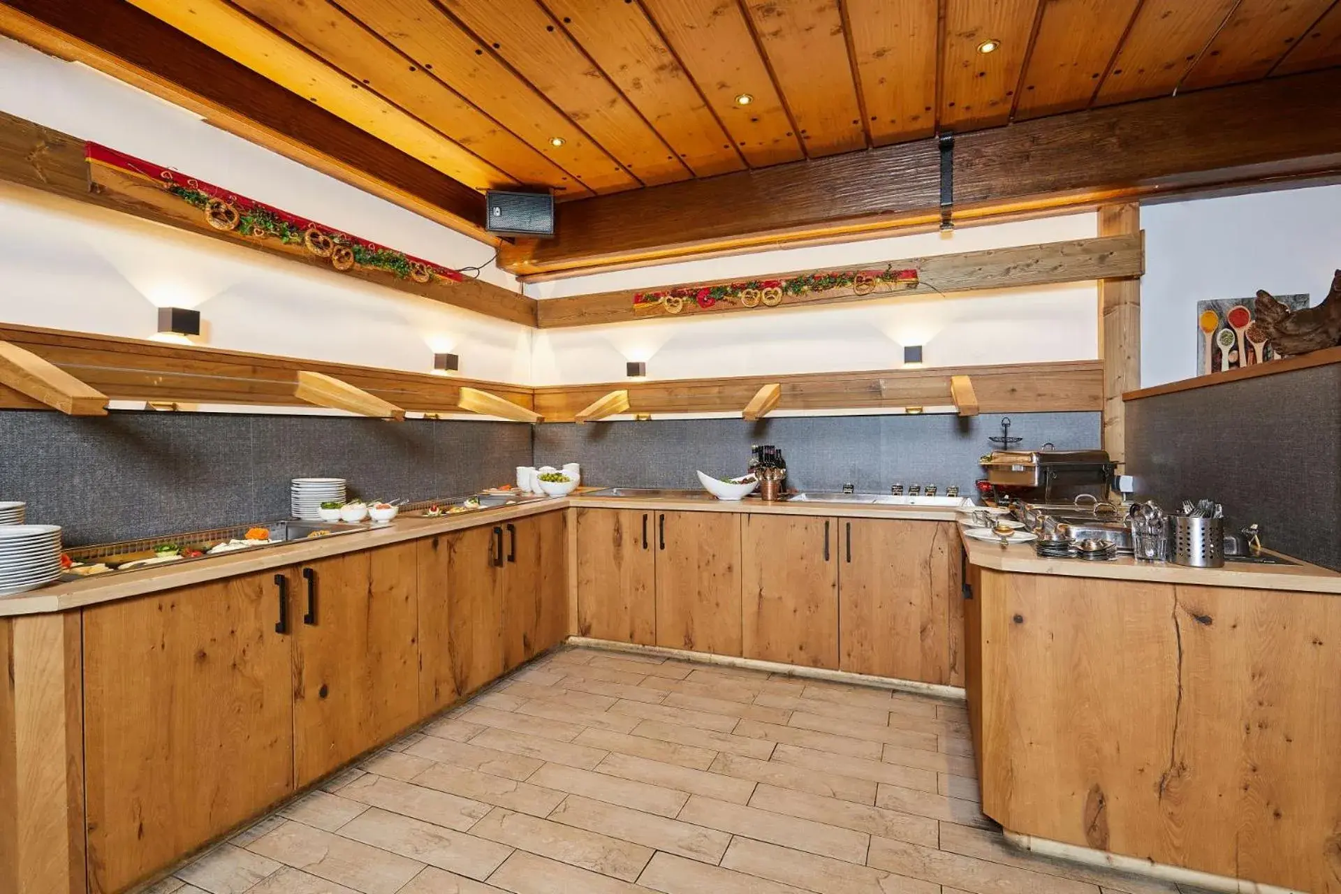 Kitchen or kitchenette, Kitchen/Kitchenette in Hotel Rupertihof