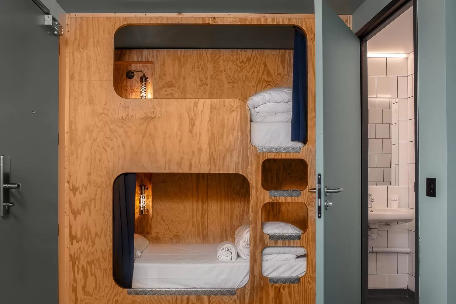 Family Room - Disability Access in Eklo Bordeaux Centre Bastide