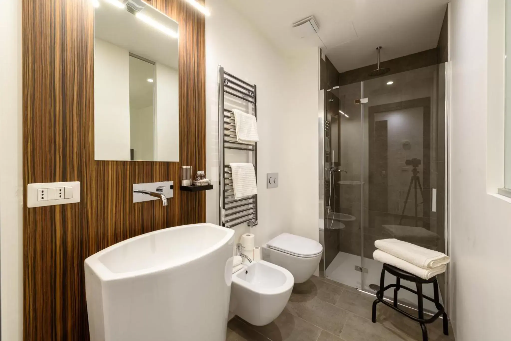 Shower, Bathroom in Eco Rooms&Breakfast Tirano