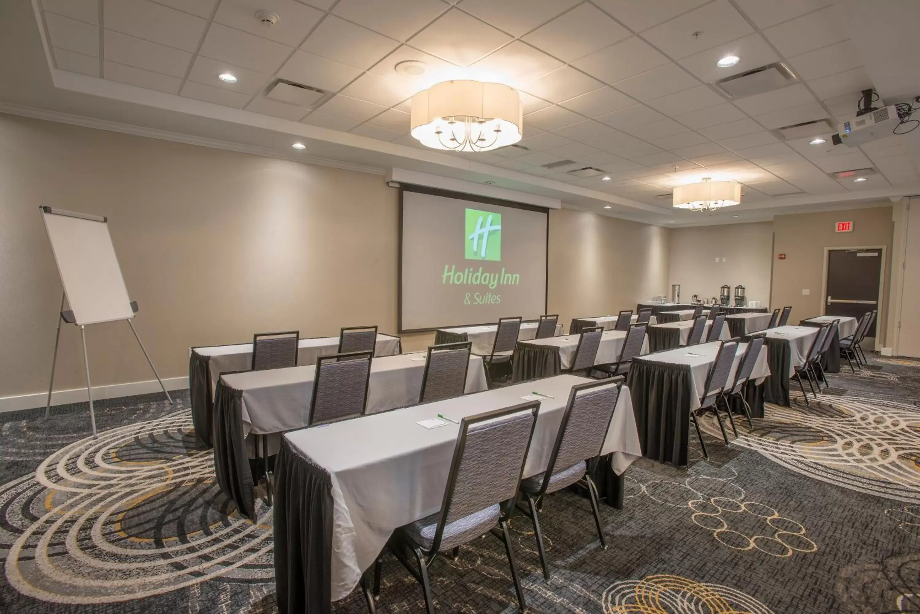 Meeting/conference room in Holiday Inn Hotel & Suites Cincinnati Downtown, an IHG Hotel