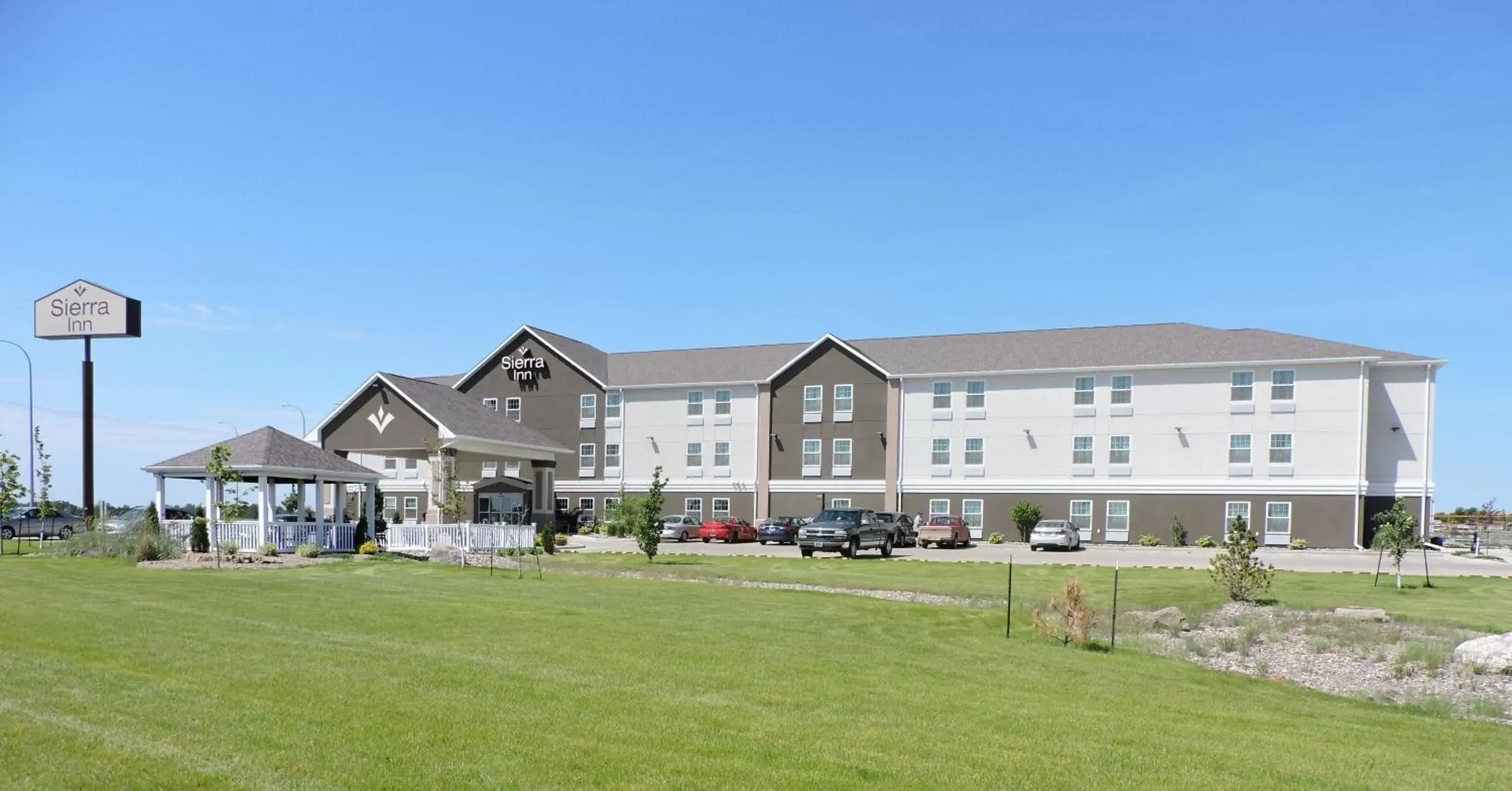 Bird's eye view, Property Building in Sierra Inn Minot