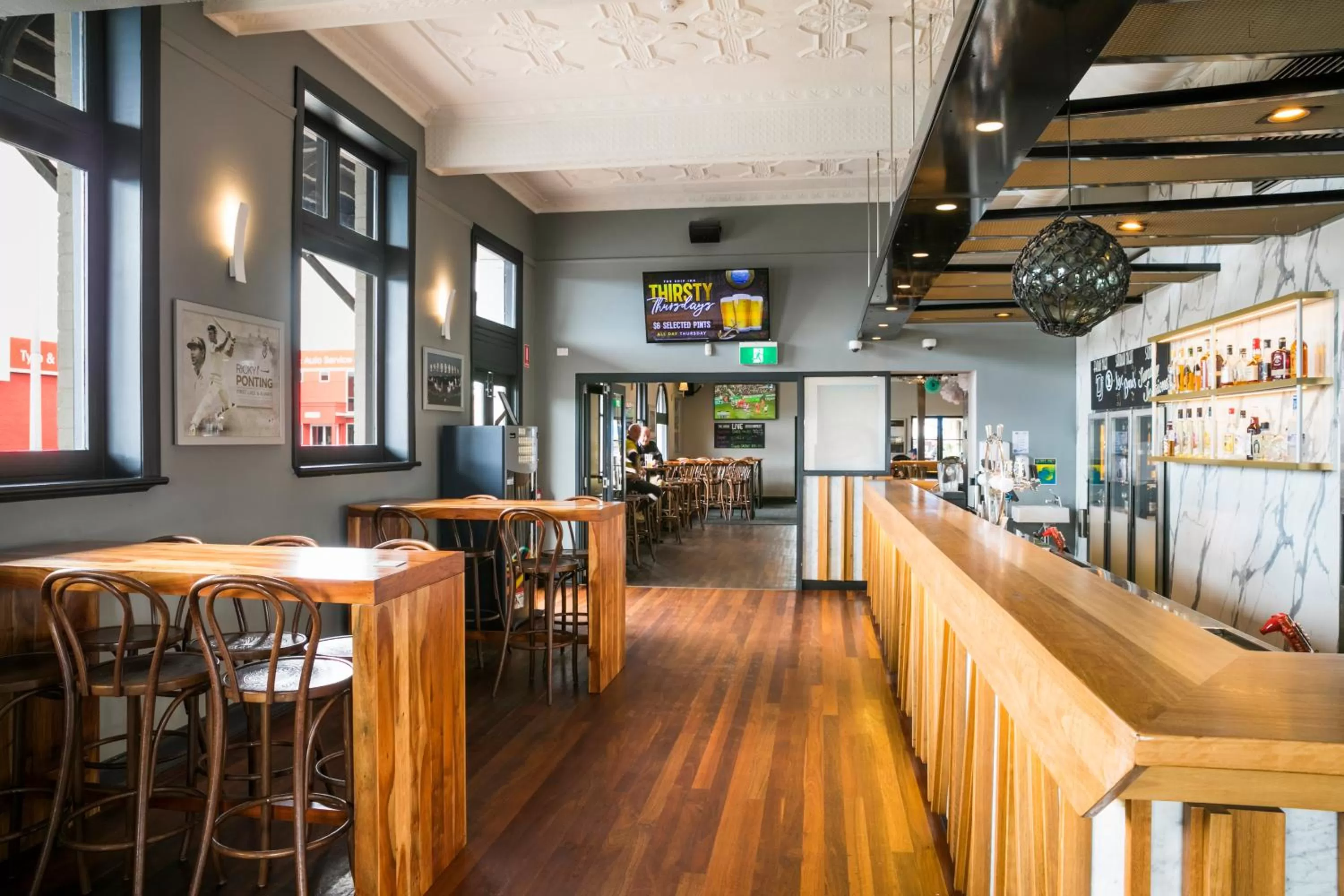 Drinks in Nightcap at the Ship Inn