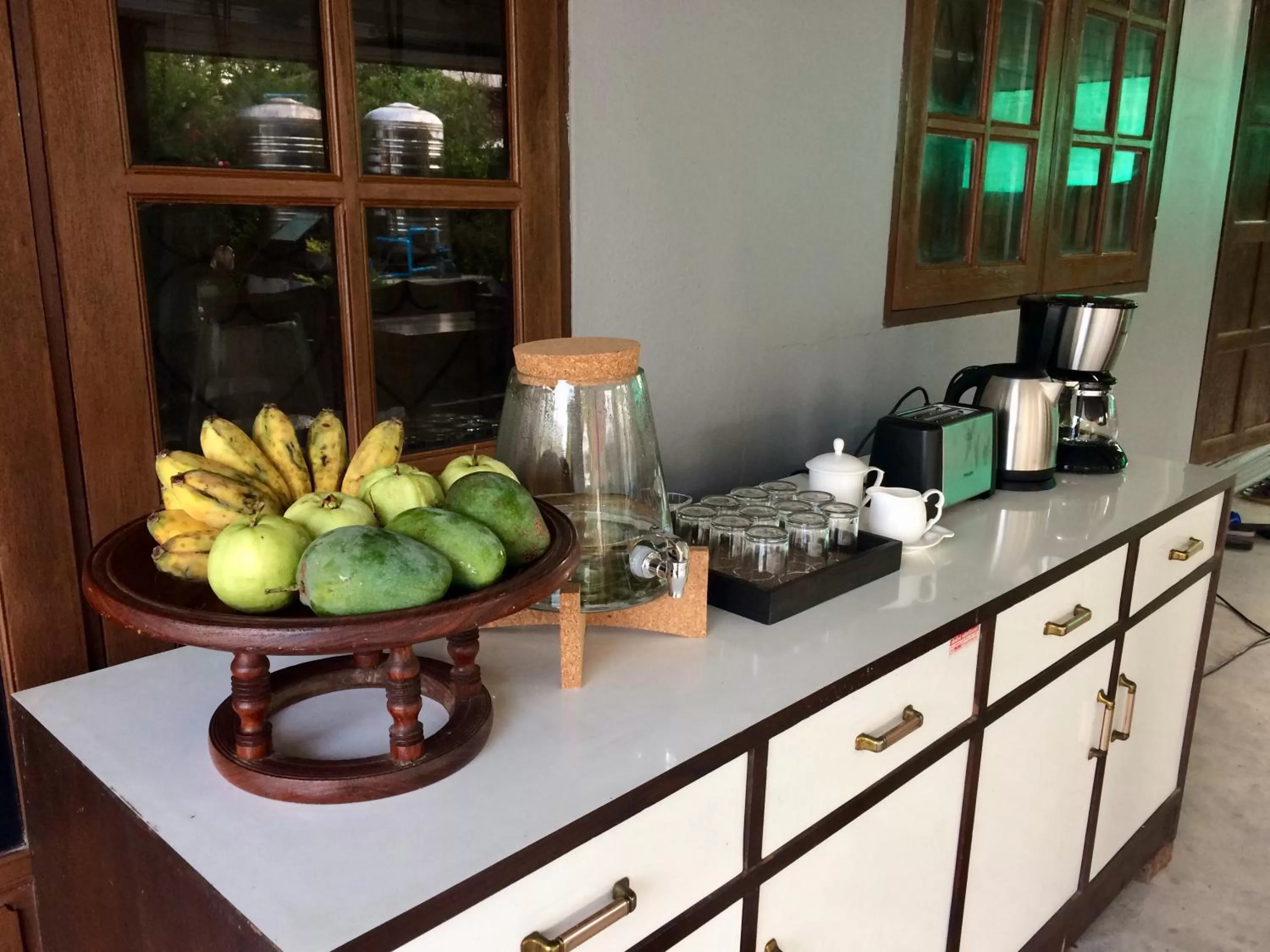 Restaurant/places to eat in Huan Amphan