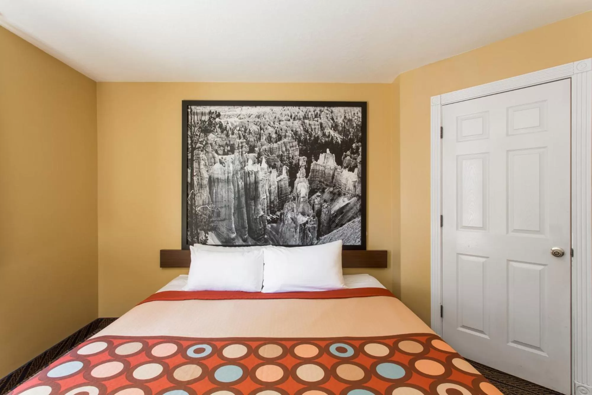 Bed in Hotel Zion Inn, Zion National Park Area