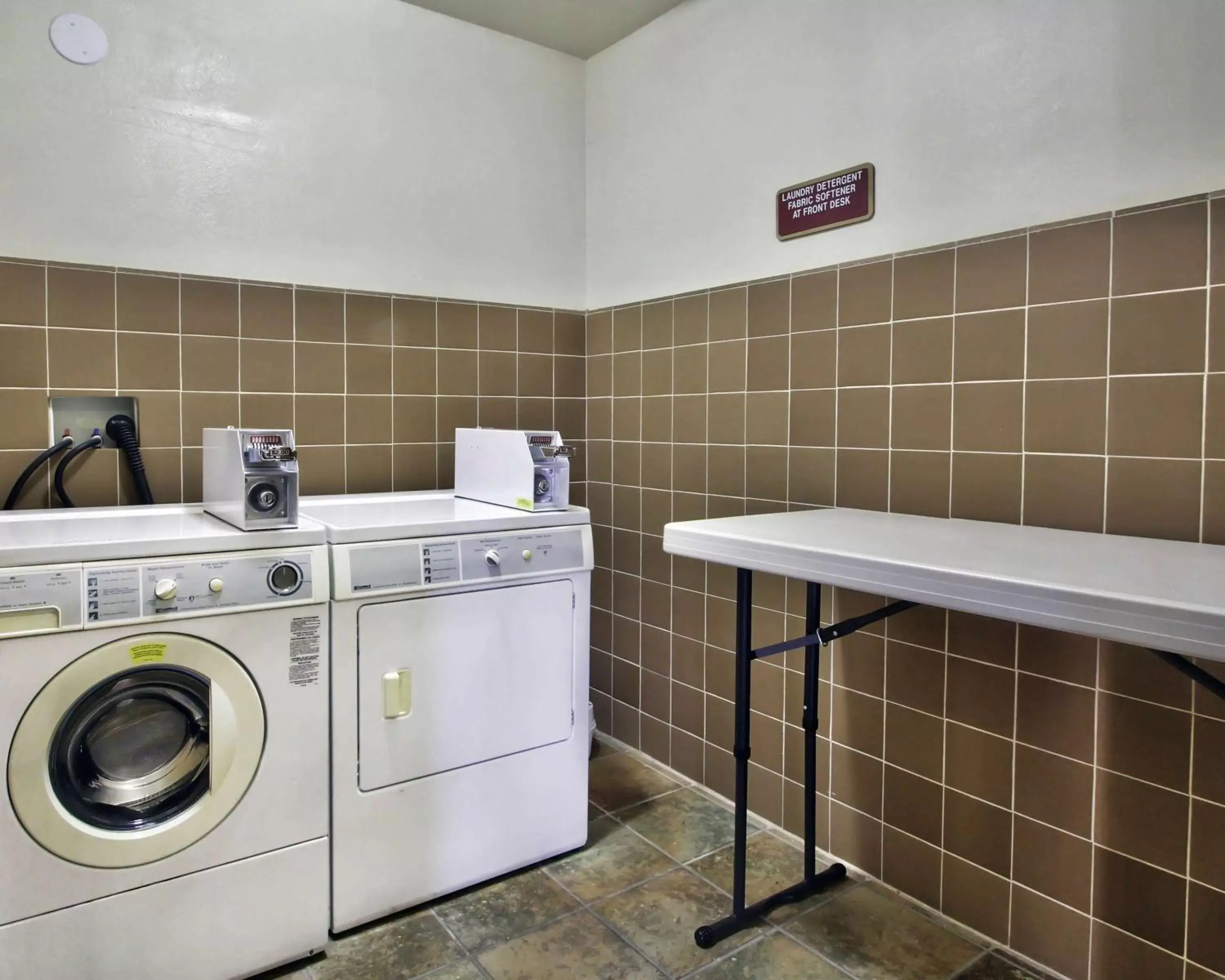 On site, Kitchen/Kitchenette in Best Western Plus Salinas Valley Inn & Suites