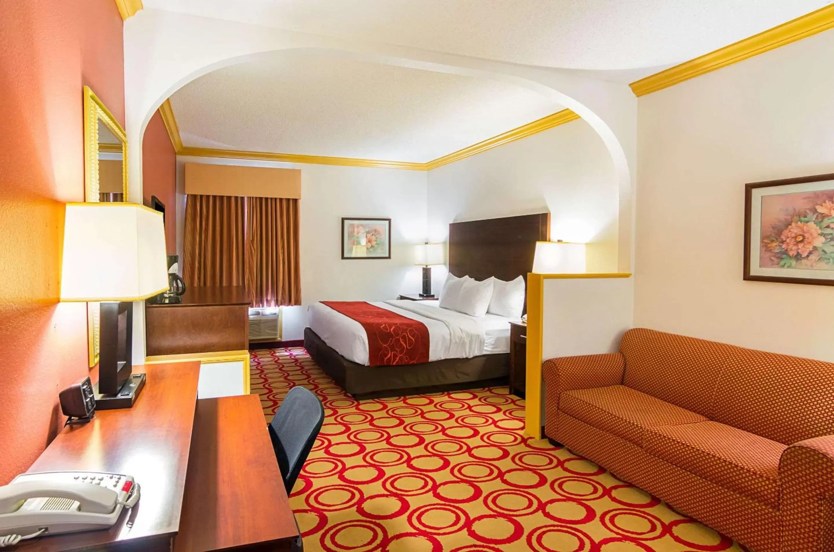 Bedroom, Bed in Quality Suites Bedroom, Bed in Quality Suites