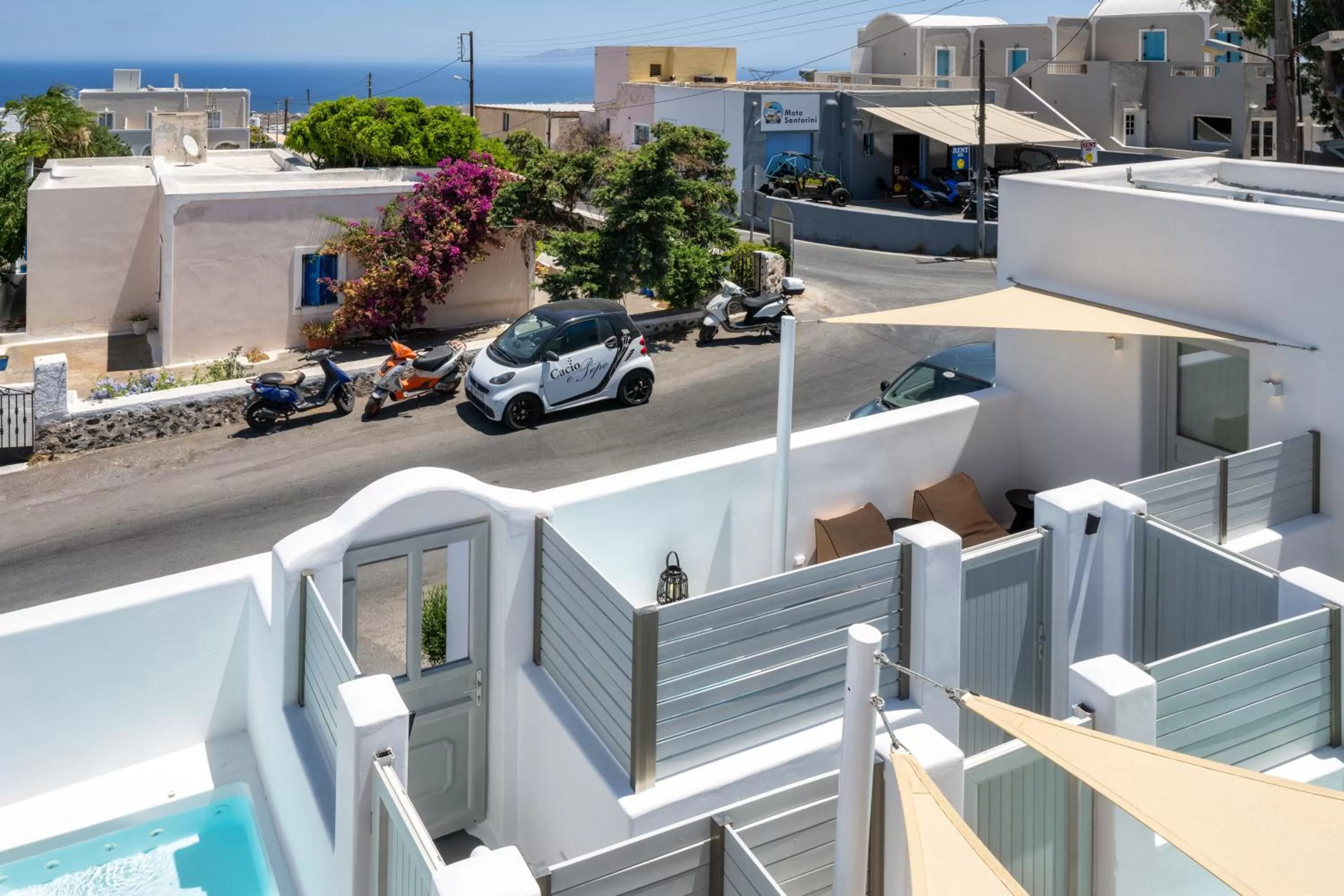 Balcony/Terrace in Hill Suites