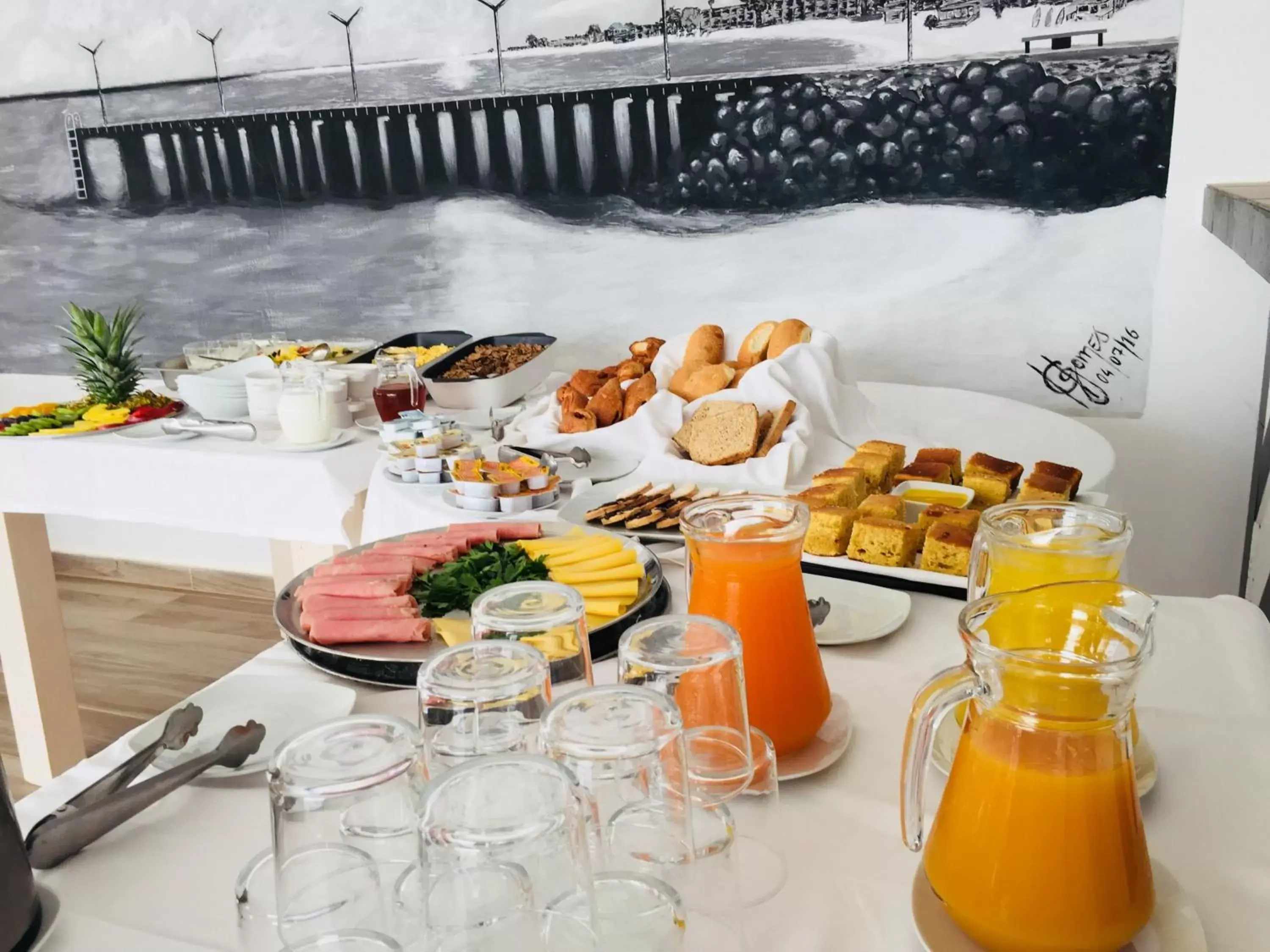 Buffet breakfast in Hotel LIVVO Budha Beach