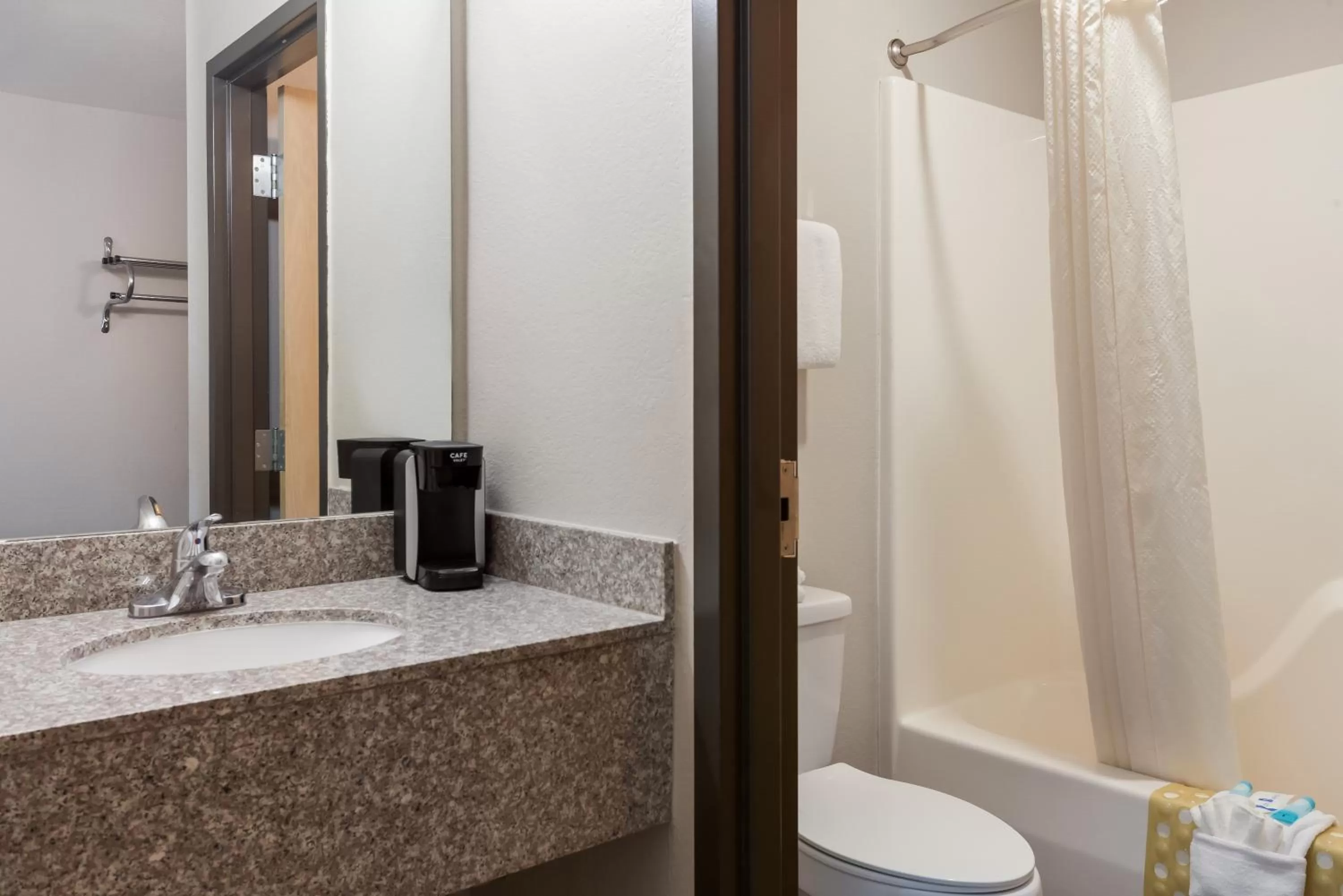 Bathroom in Rodeway Inn Branson, Brick House