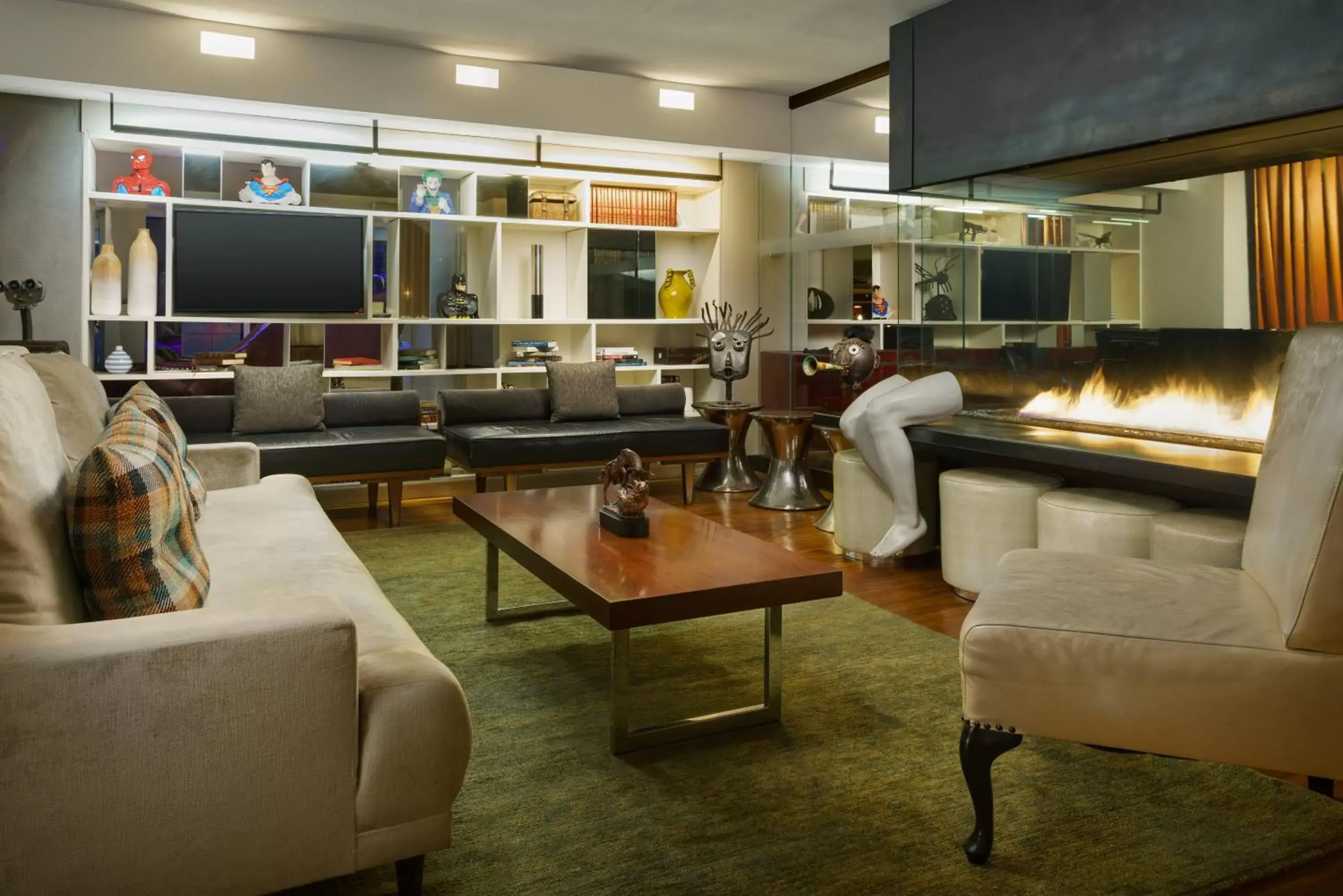 Communal lounge/ TV room, Lounge/Bar in The J House Greenwich Hotel