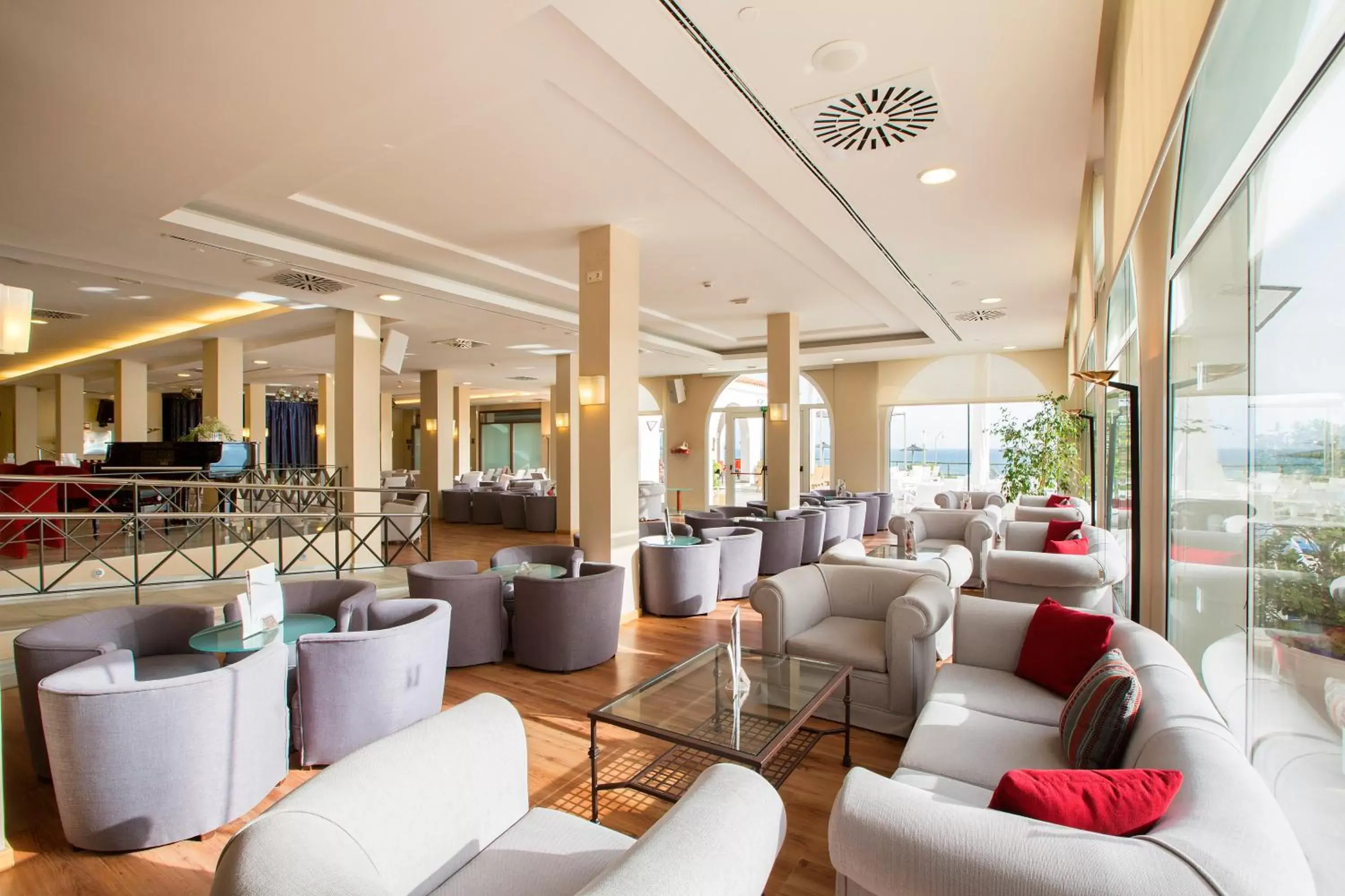 Lounge or bar in Hipotels Flamenco Conil Lounge or bar in Hipotels Flamenco Conil