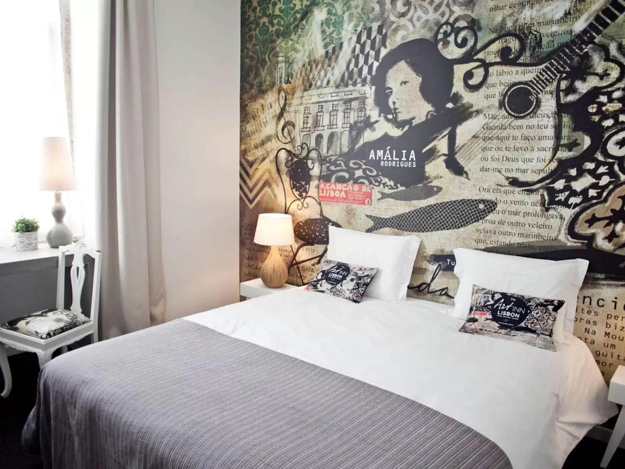 Photo of the whole room, Bed in The ART INN Lisbon