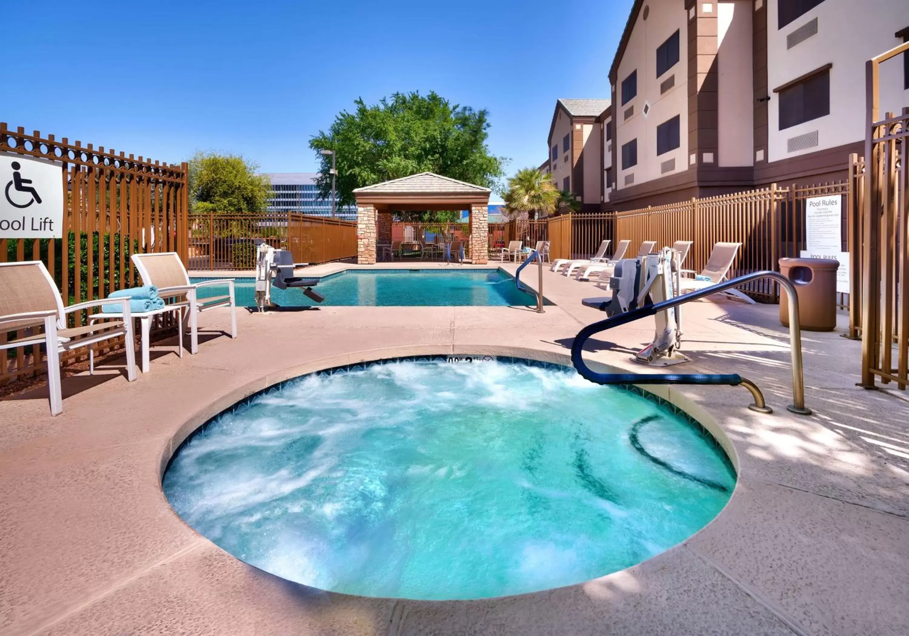 On site, Swimming Pool in Best Western Downtown Phoenix