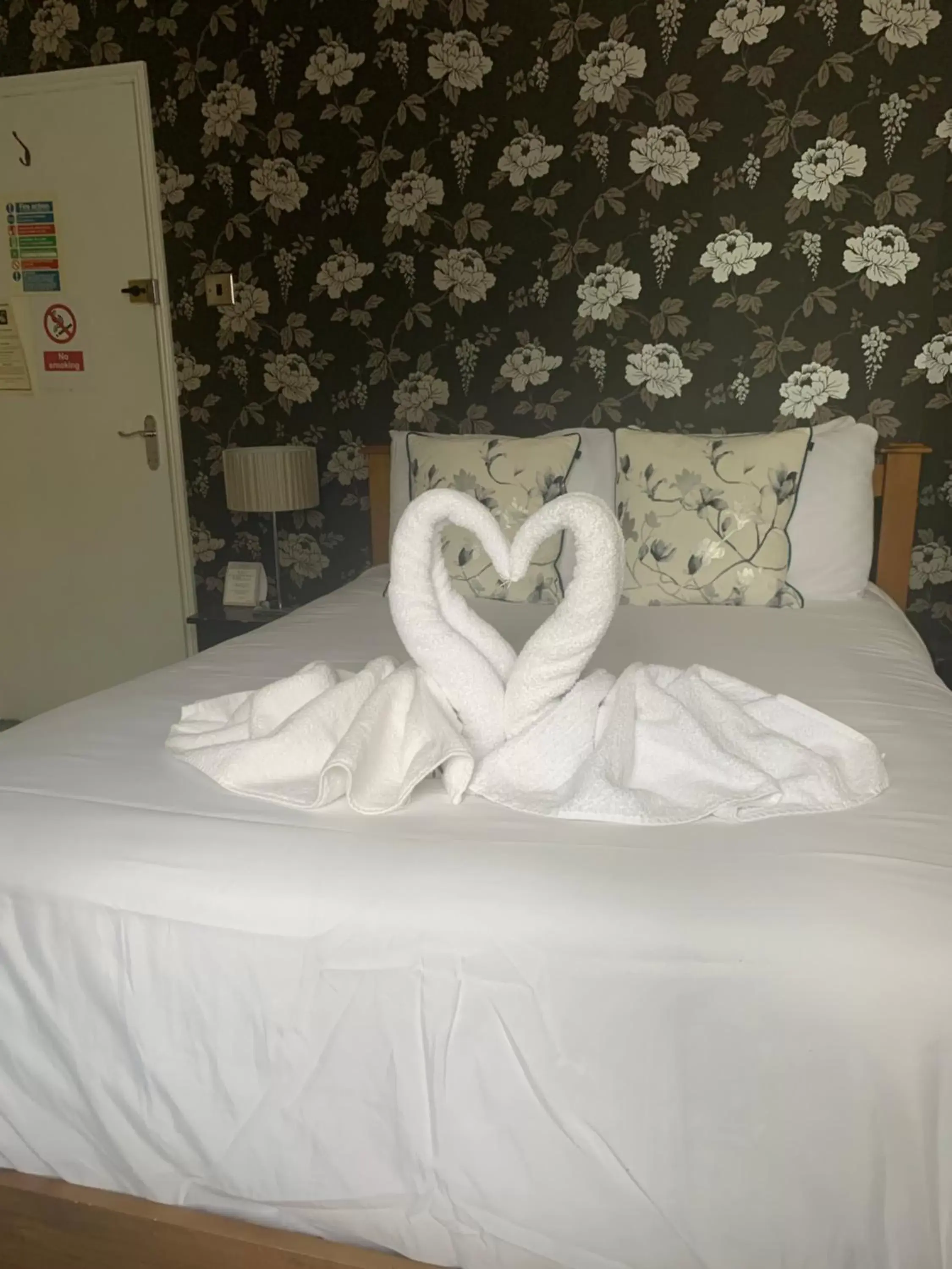 Bed in the swan stoford
