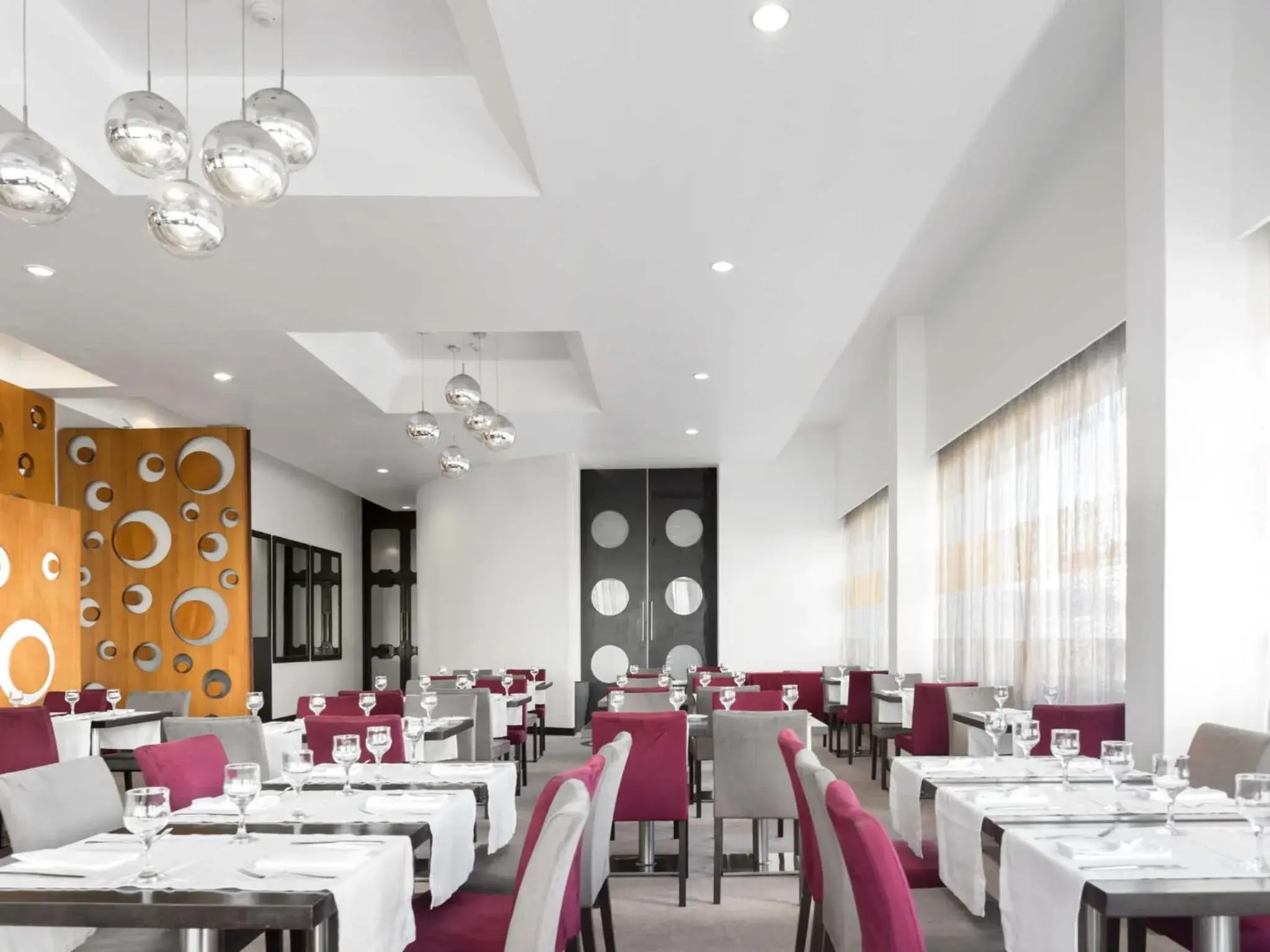 Restaurant/places to eat in Hotel Tivoli Maputo Restaurant/places to eat in Hotel Tivoli Maputo