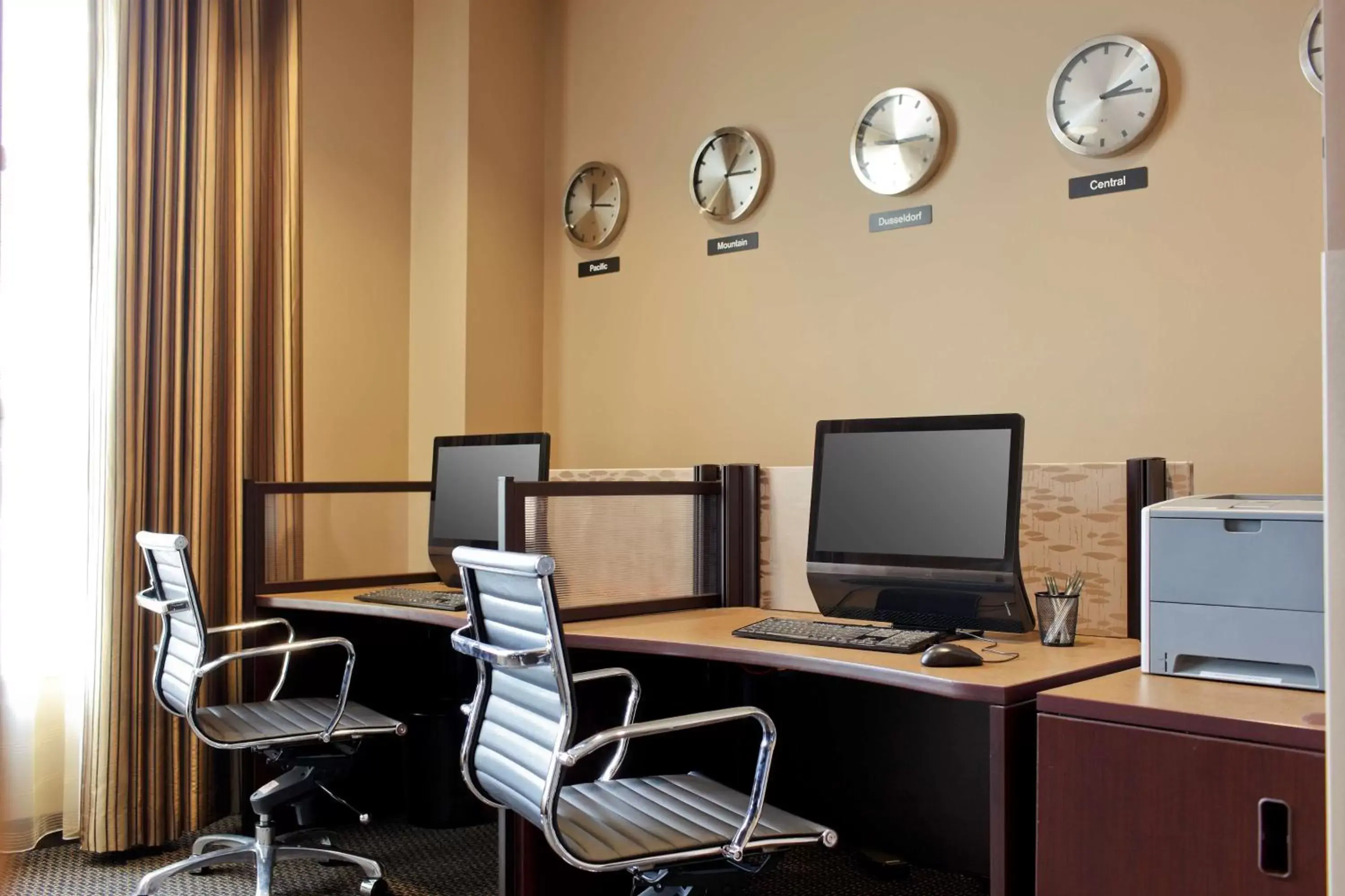 Lobby or reception, Business Area/Conference Room in Hyatt House Raleigh Durham Airport