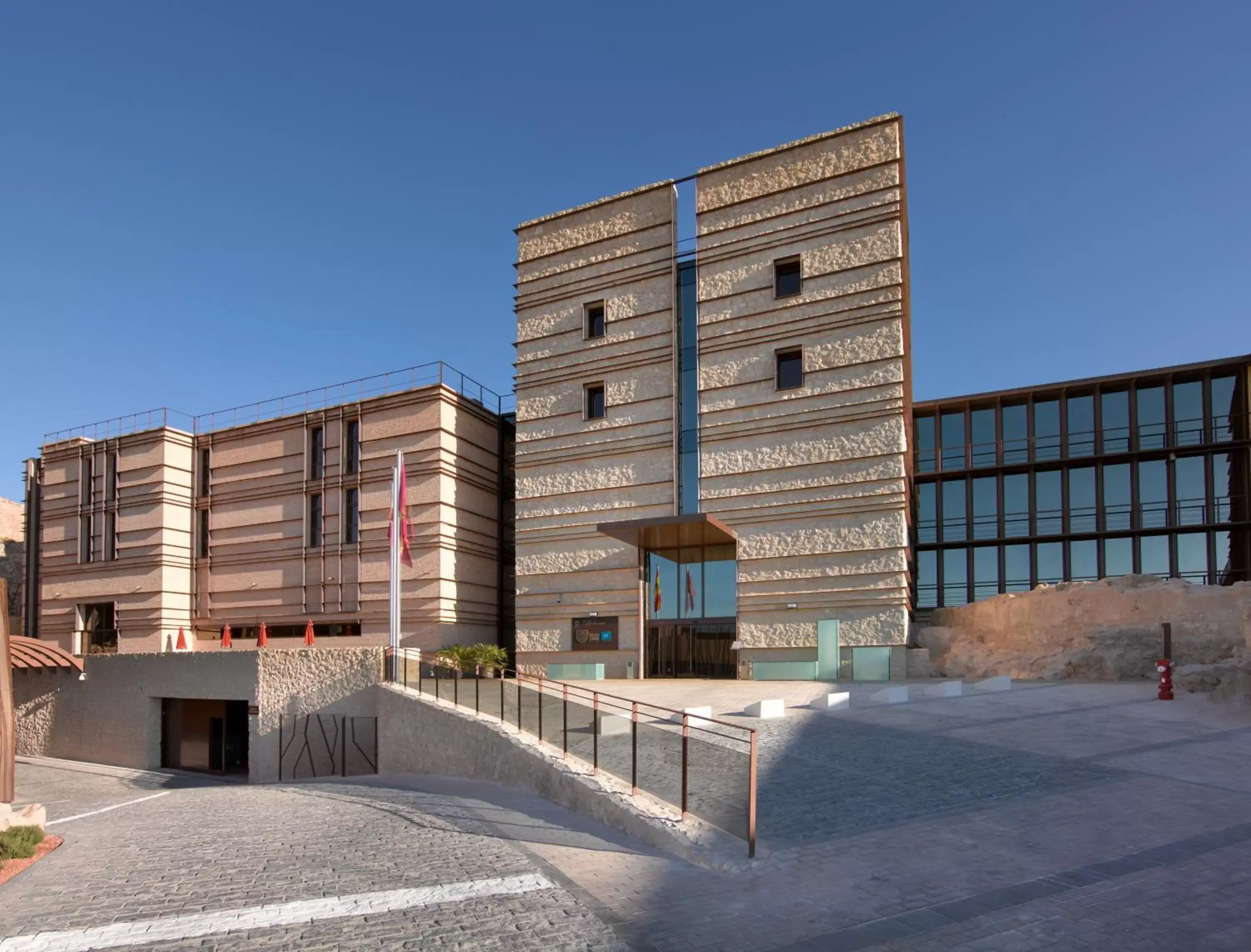 Facade/entrance, Property Building in Parador de Lorca