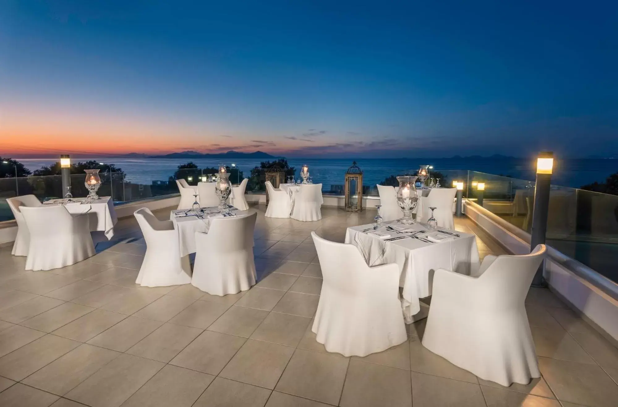 Restaurant/places to eat in Diamond Deluxe Hotel - Adults Only Restaurant/places to eat in Diamond Deluxe Hotel - Adults Only