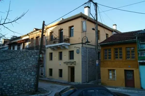 Facade/entrance, Property Building in To Agioklima