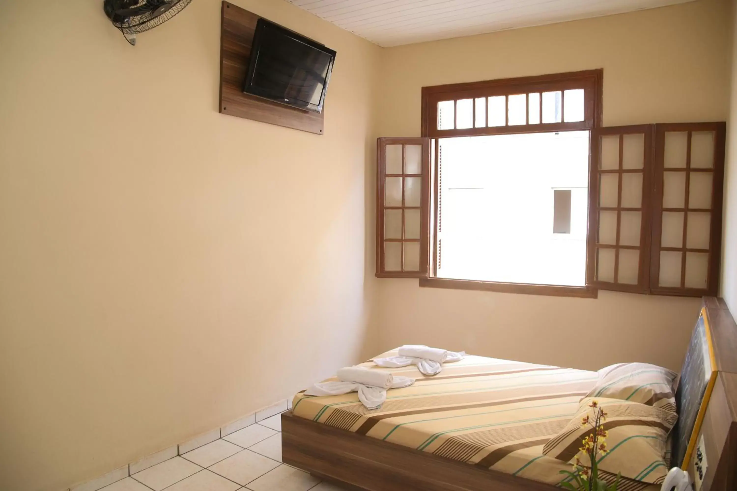 Standard Double Room with Fan in Hotel Hot Brás Standard Double Room with Fan in Hotel Hot Brás