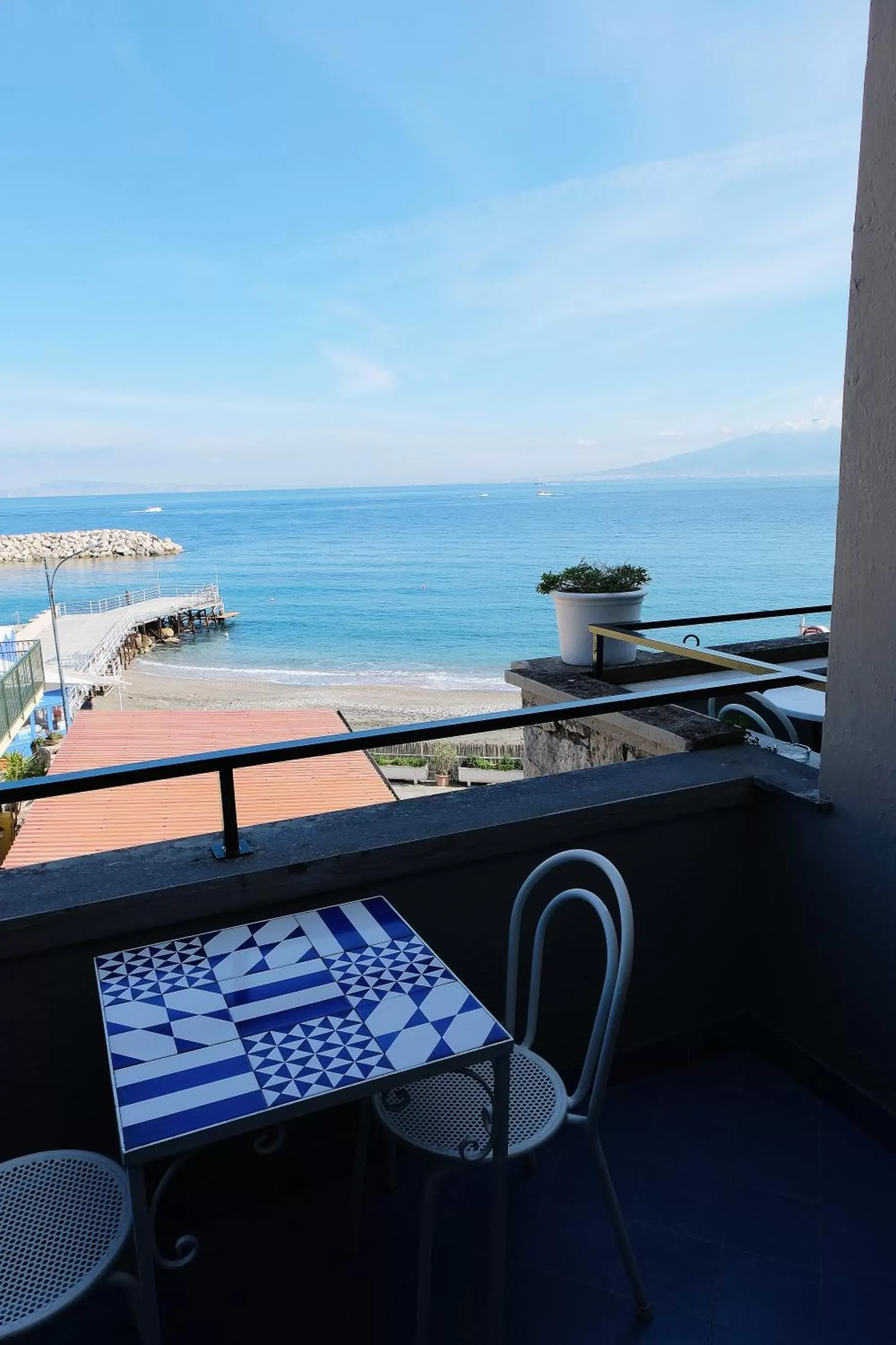 Sea View in Hotel Baia Di Puolo