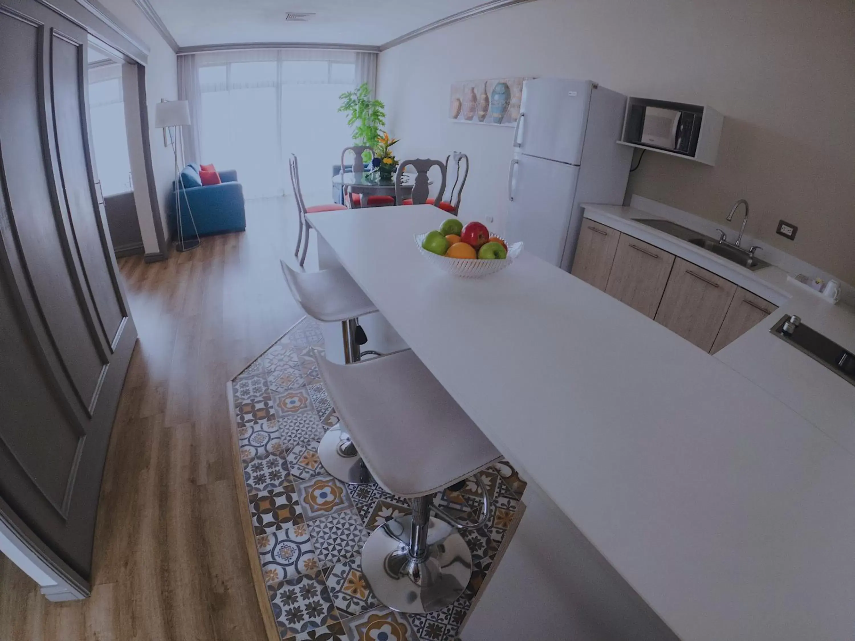 Photo of the whole room, Kitchen/Kitchenette in Hotel Santander Plaza