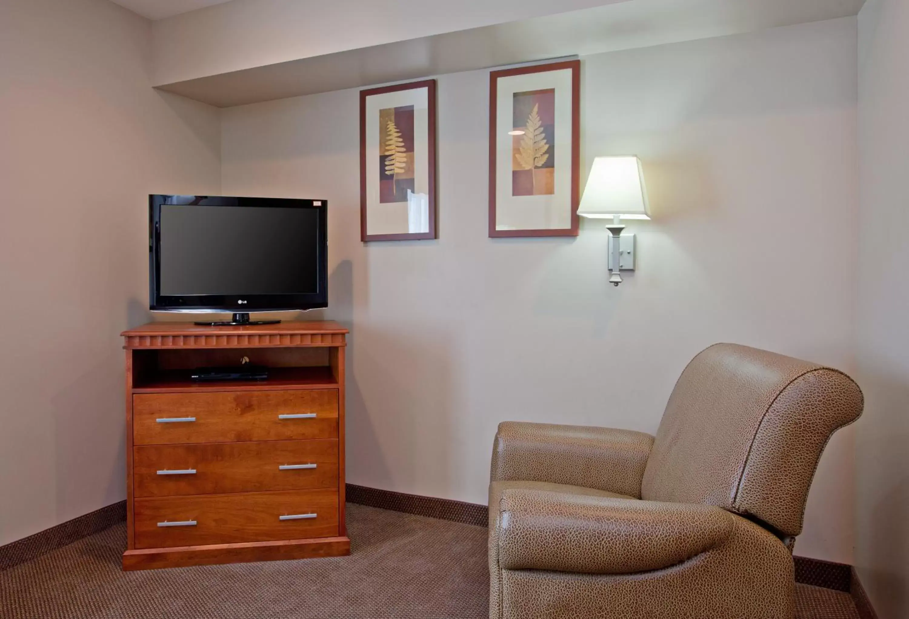 Photo of the whole room, TV/Entertainment Center in Candlewood Suites LAX Hawthorne, an IHG Hotel