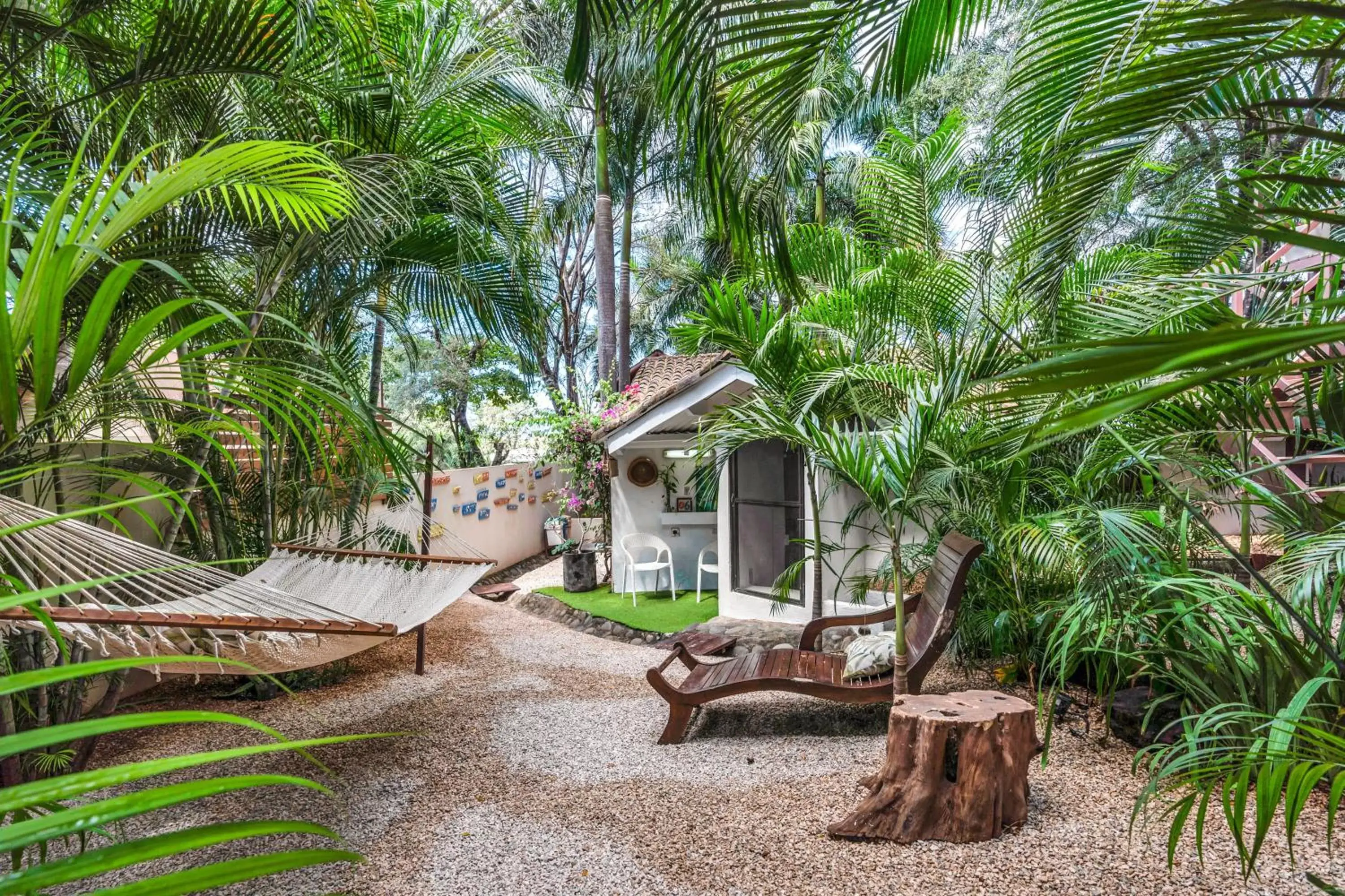 The Beach Bungalows - Digital Nomad Friendly - Adults Only