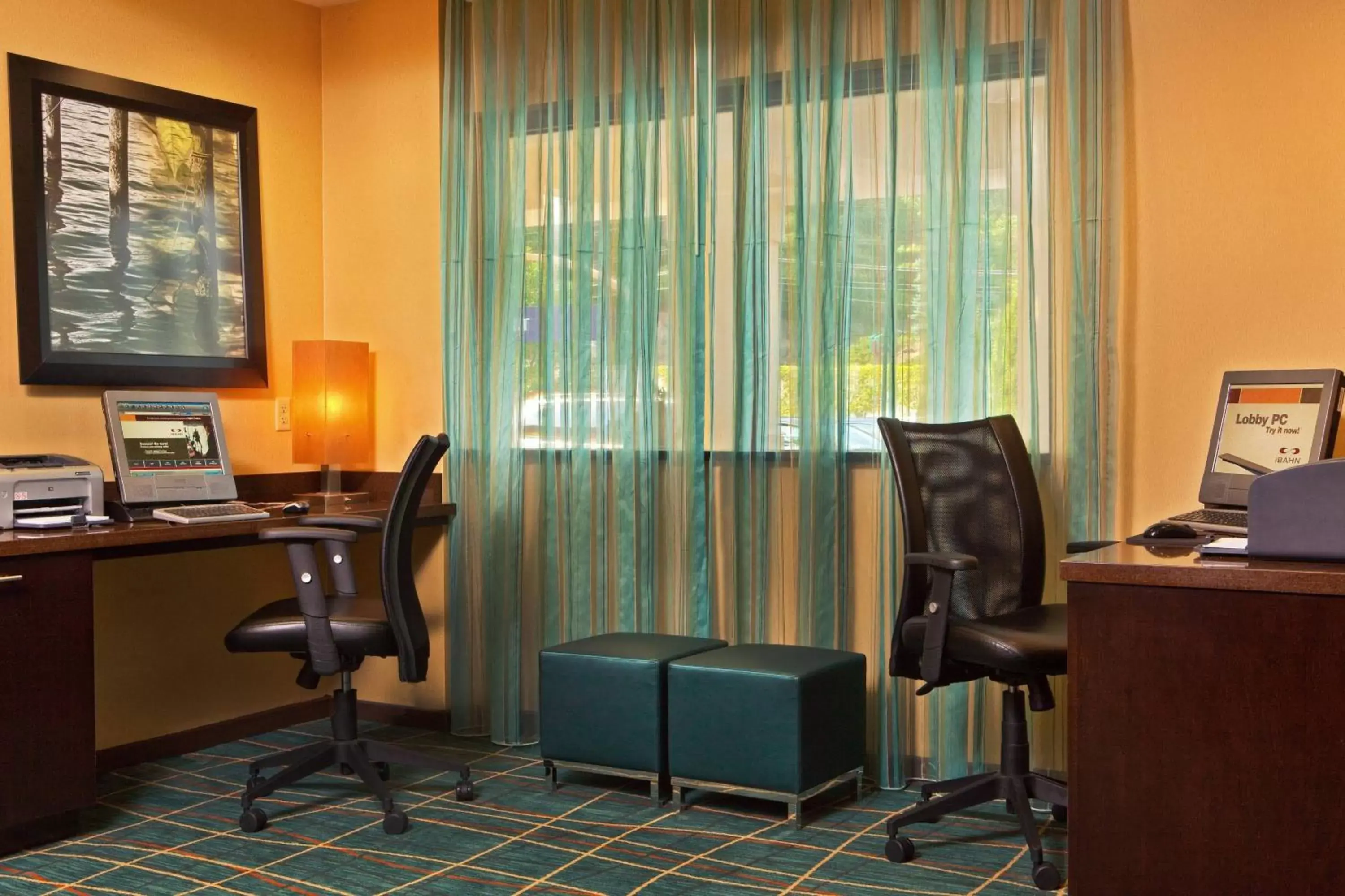 Business facilities, TV/Entertainment Center in SpringHill Suites by Marriott Tarrytown Westchester County